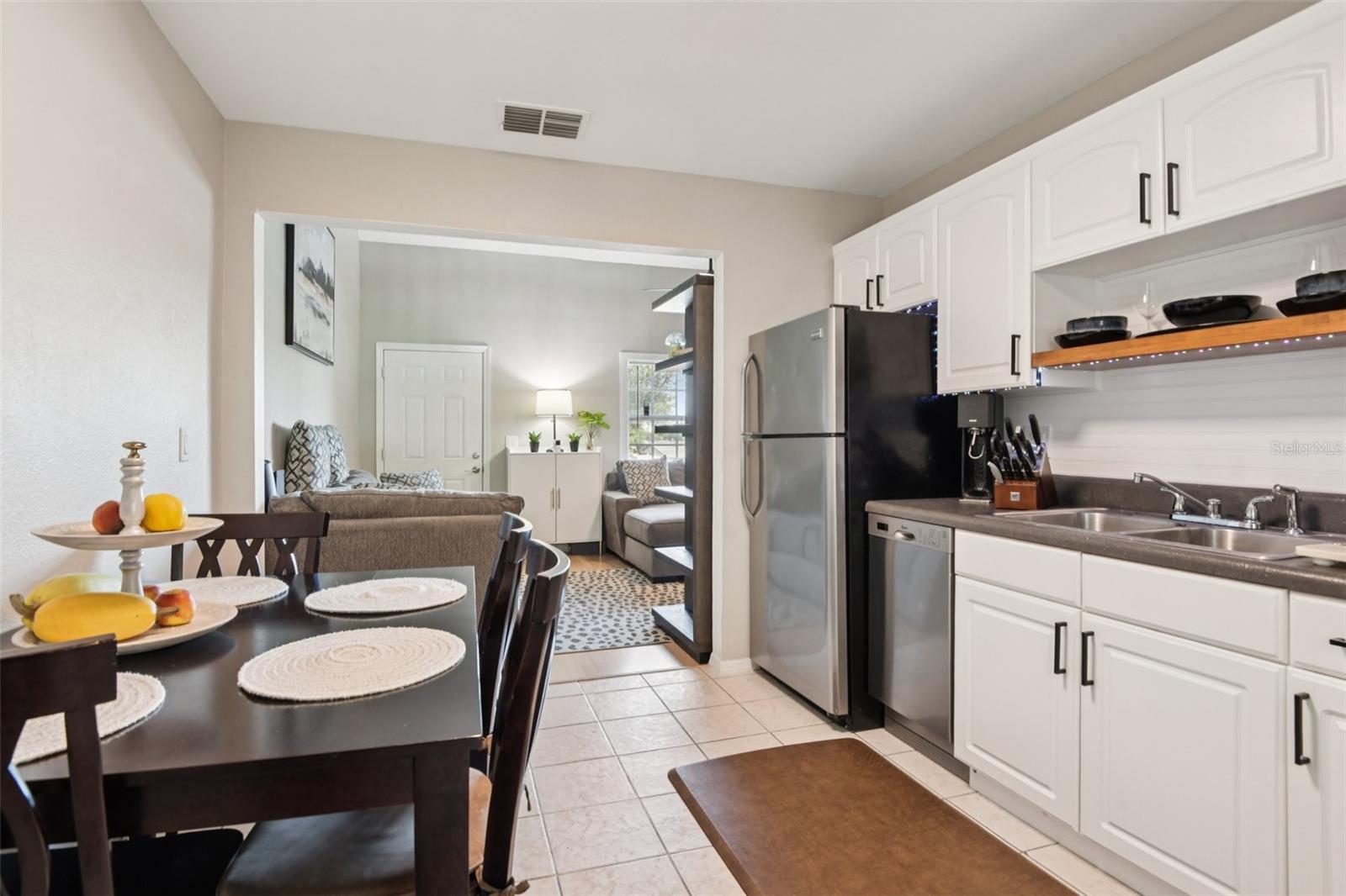 Image 11 of 35 For 5615 67th Avenue N 5615