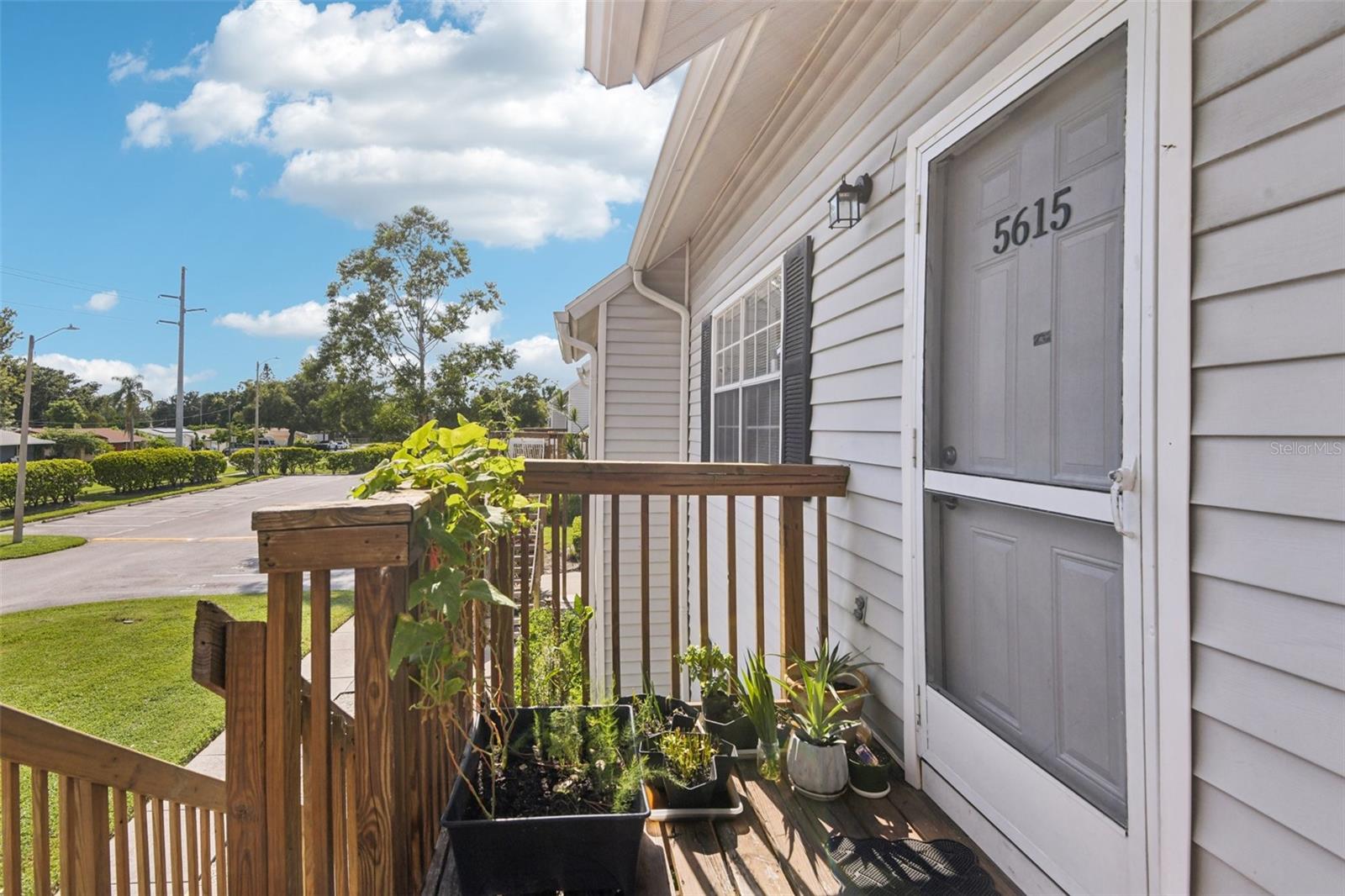 Image 3 of 35 For 5615 67th Avenue N 5615