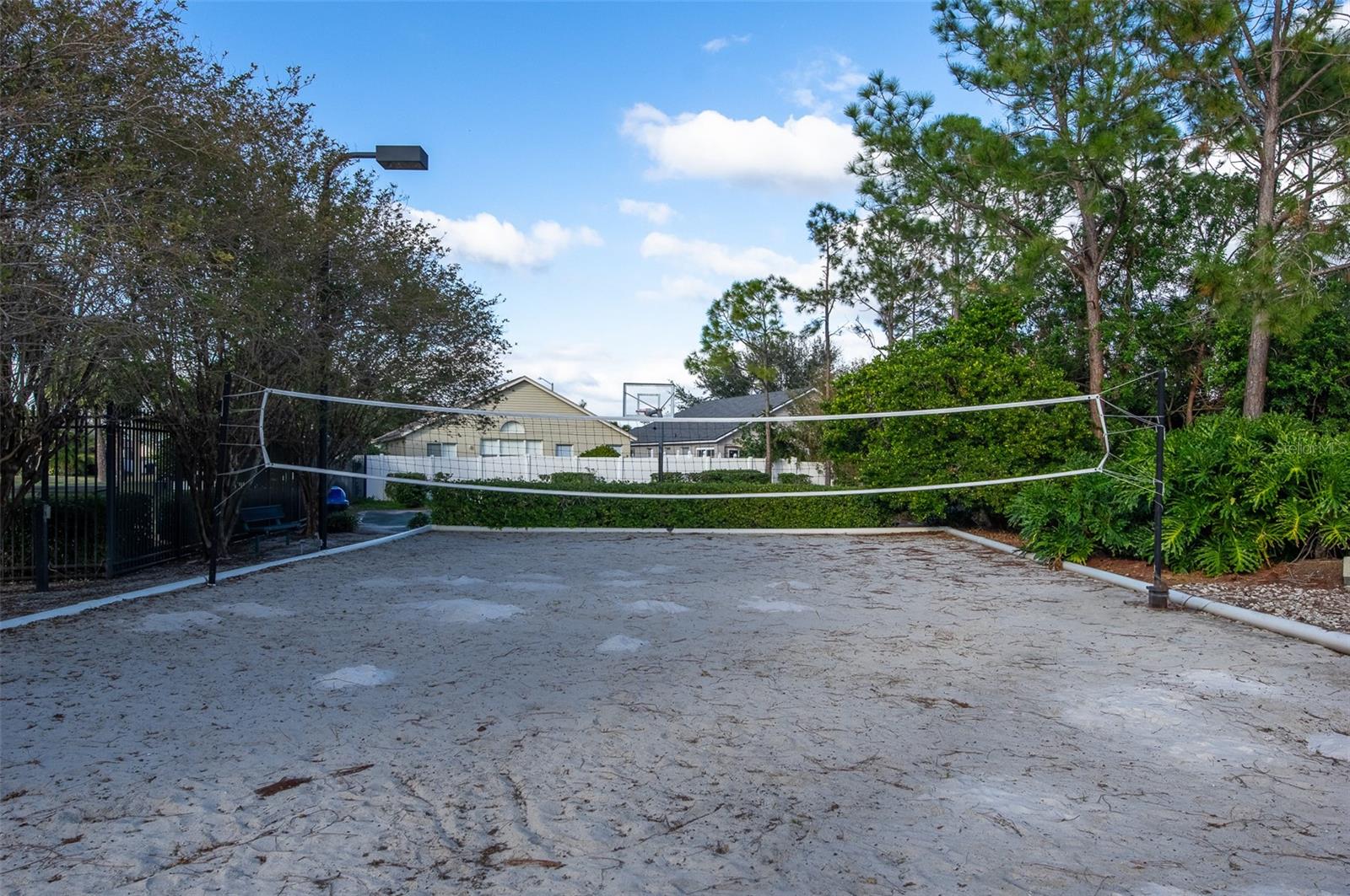 Image 44 of 47 For 743 Vallance Way Ne