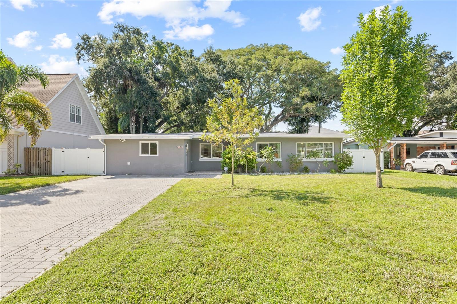 Image 2 of 36 For 4106 Mckay Avenue