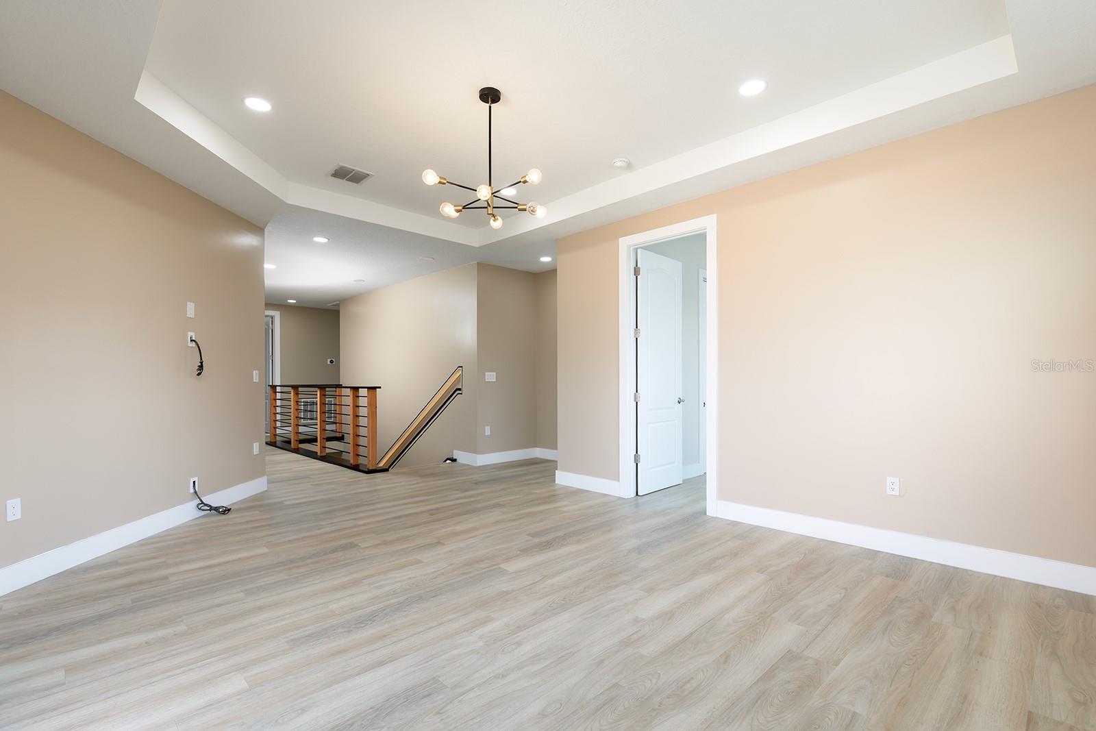 Image 16 of 35 For 10125 Henbury Street