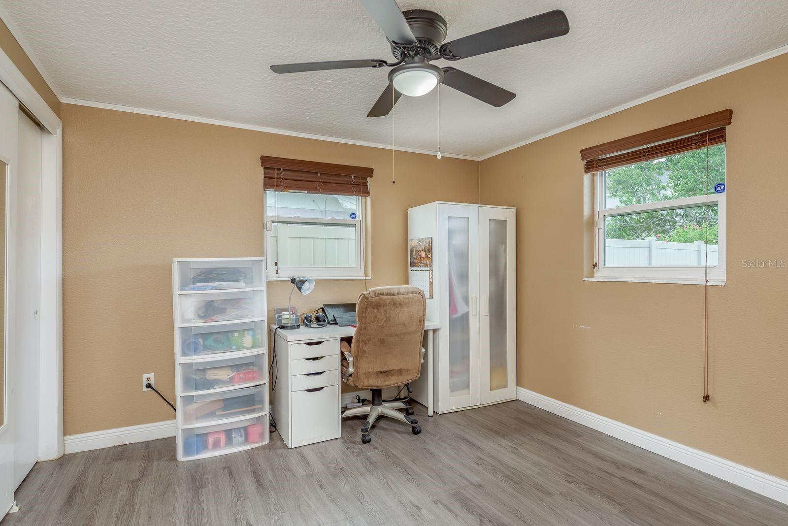 Image 12 of 31 For 3242 Beacon Square Drive