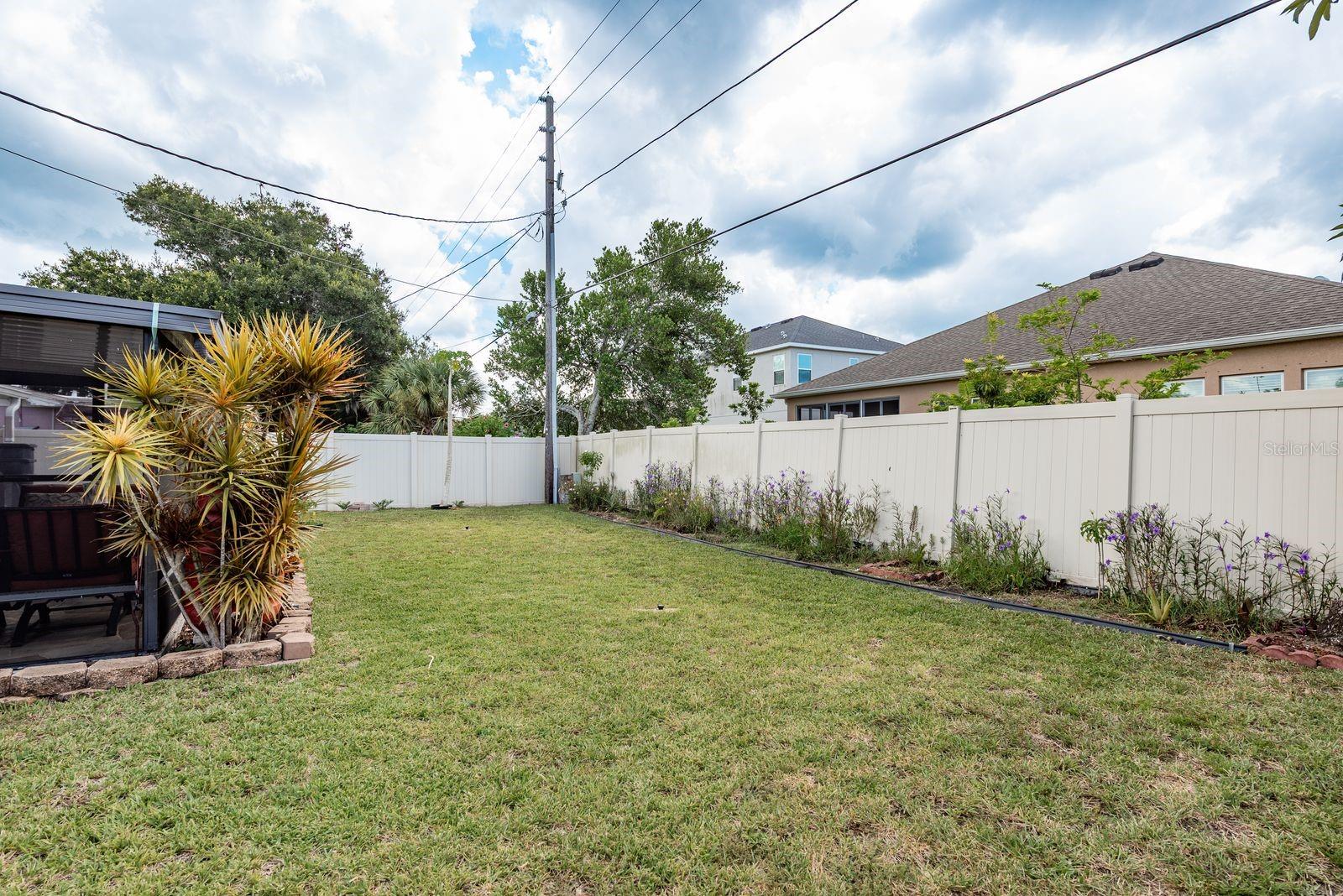 Image 18 of 31 For 3242 Beacon Square Drive