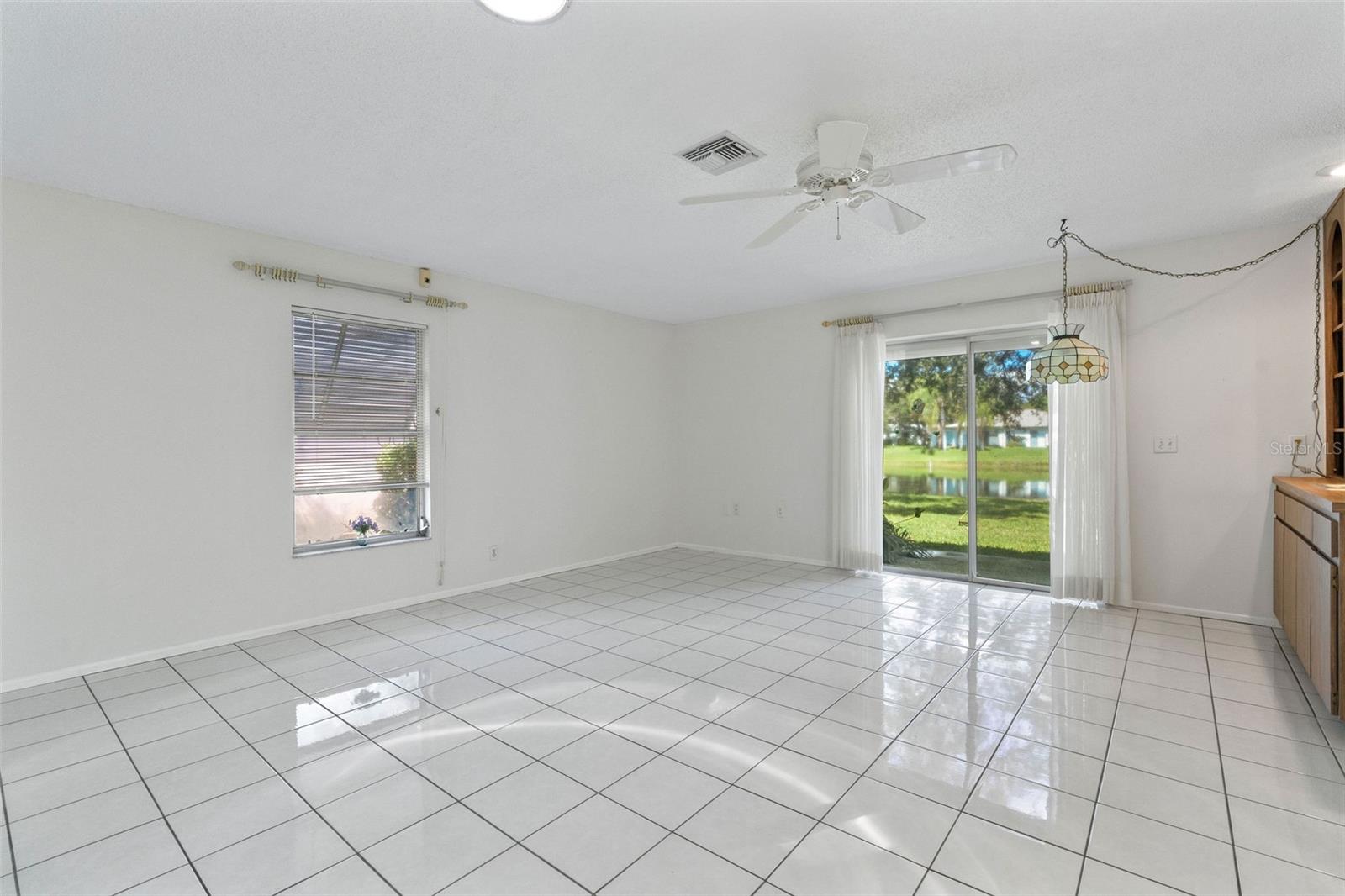 Image 18 of 30 For 10715 Footprint Lane