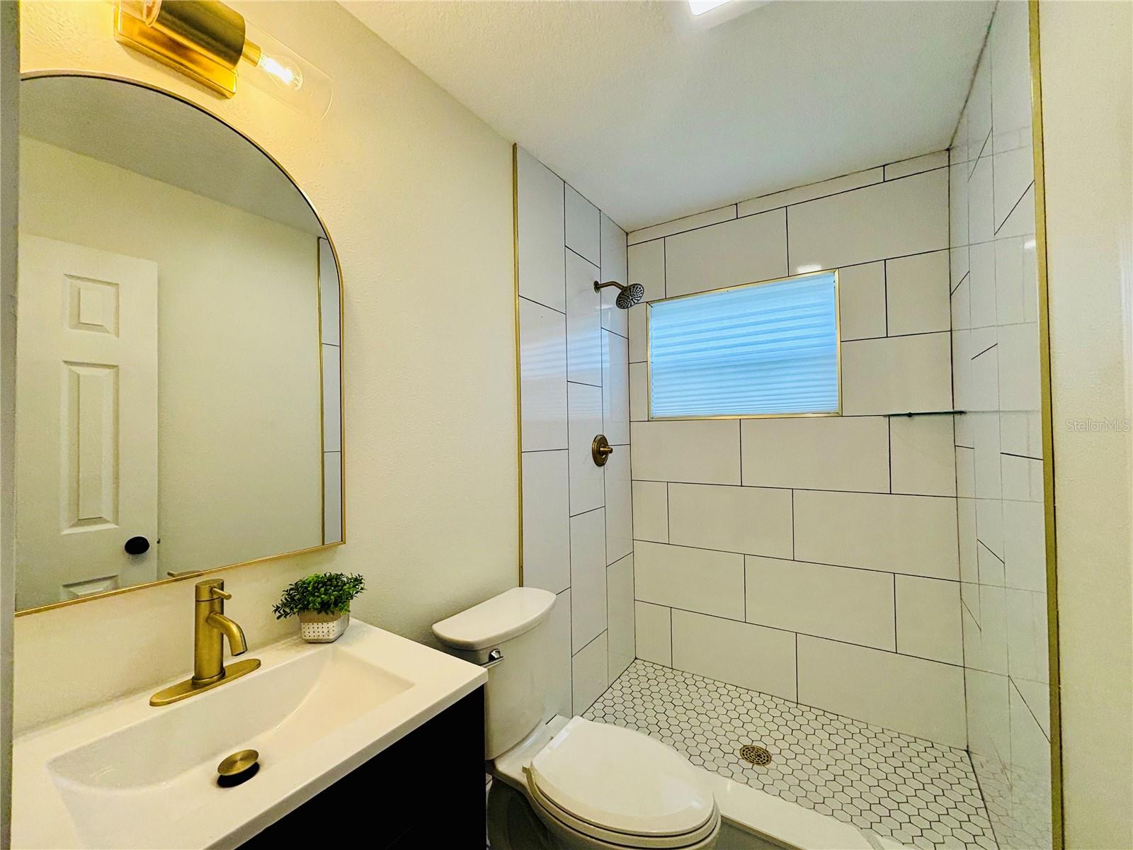 Image 15 of 27 For 6411 34th Street