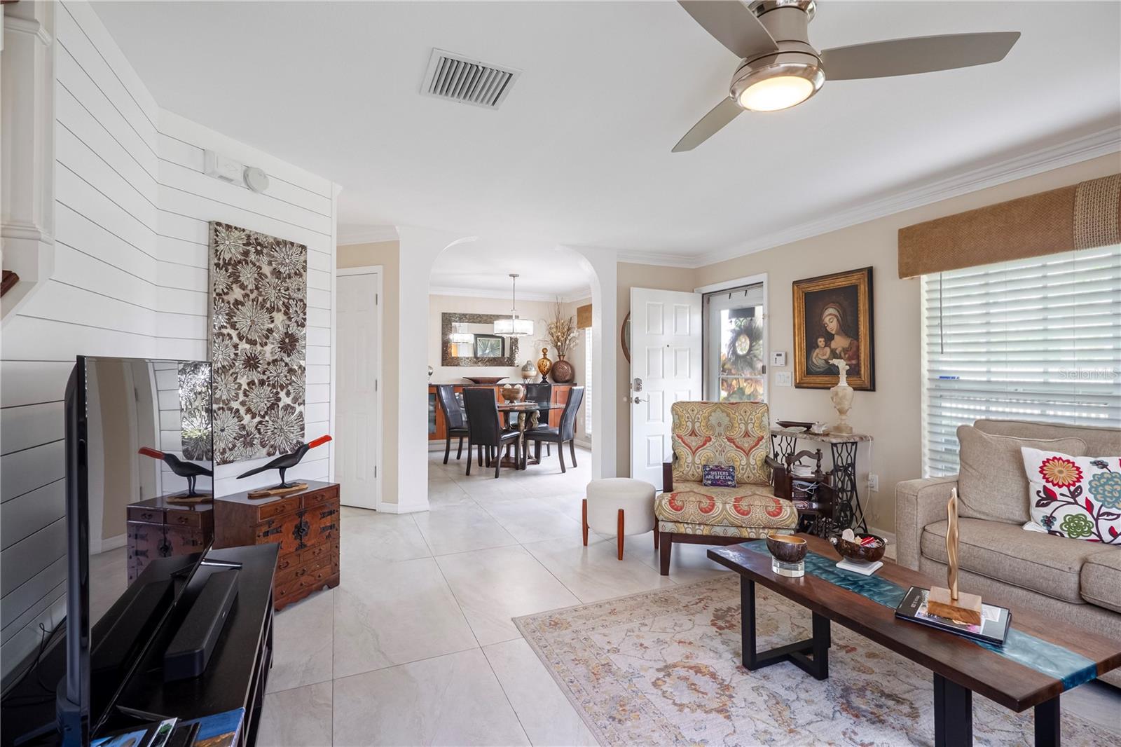 Image 14 of 31 For 737 Kensington Lake Circle
