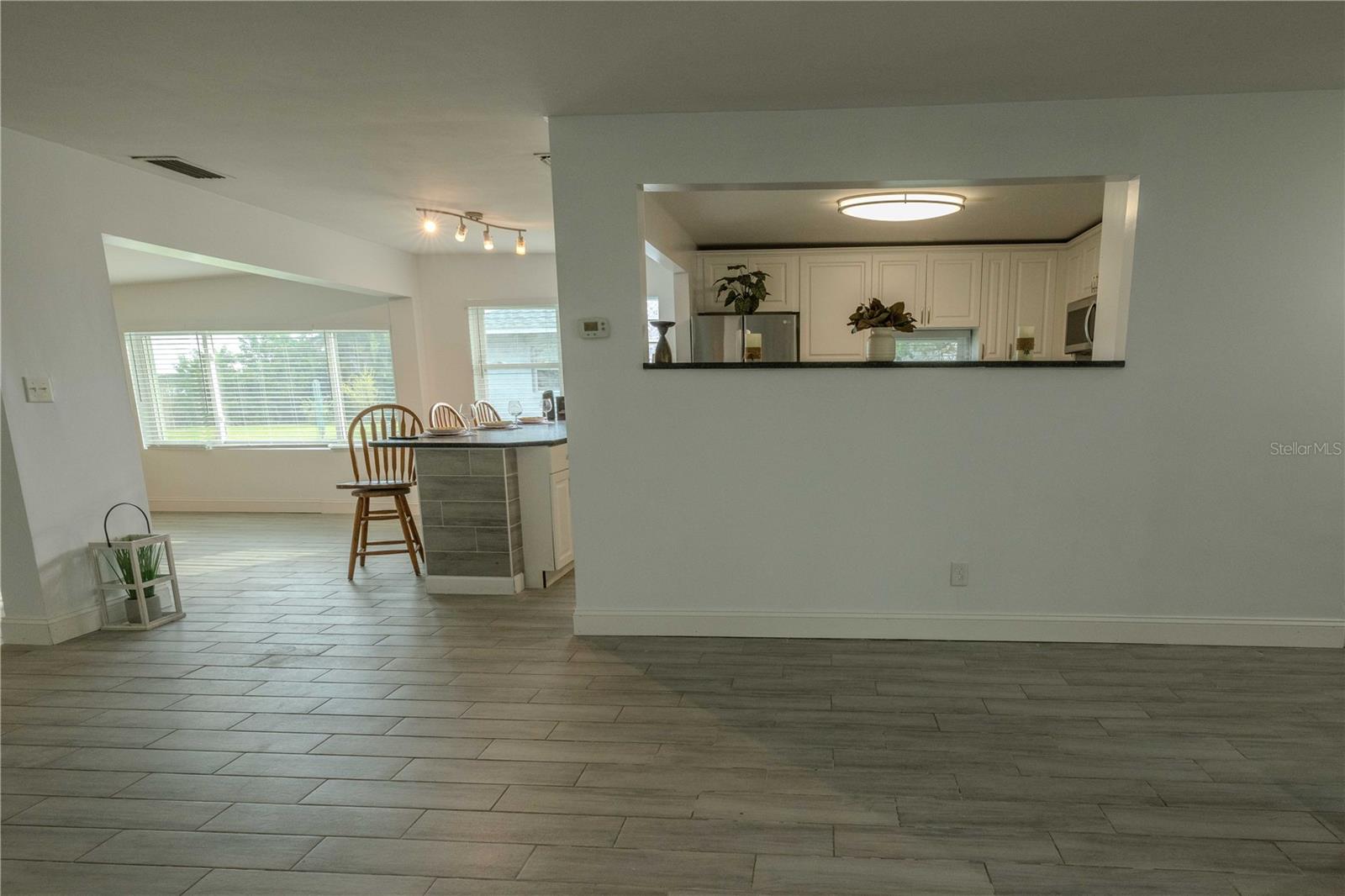 Image 8 of 33 For 1101 28th Avenue S