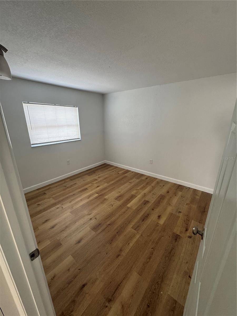 Image 11 of 16 For 9830 Grace Drive 4