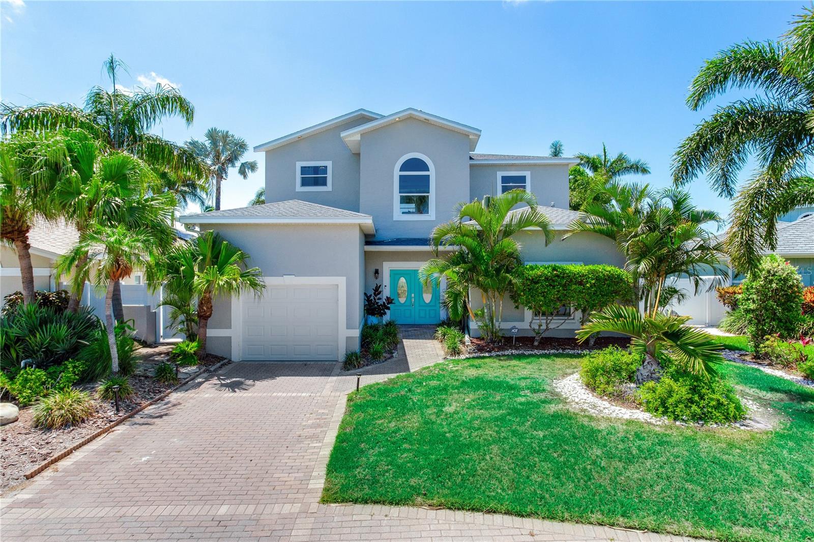 Image 3 of 97 For 17081 Dolphin Drive