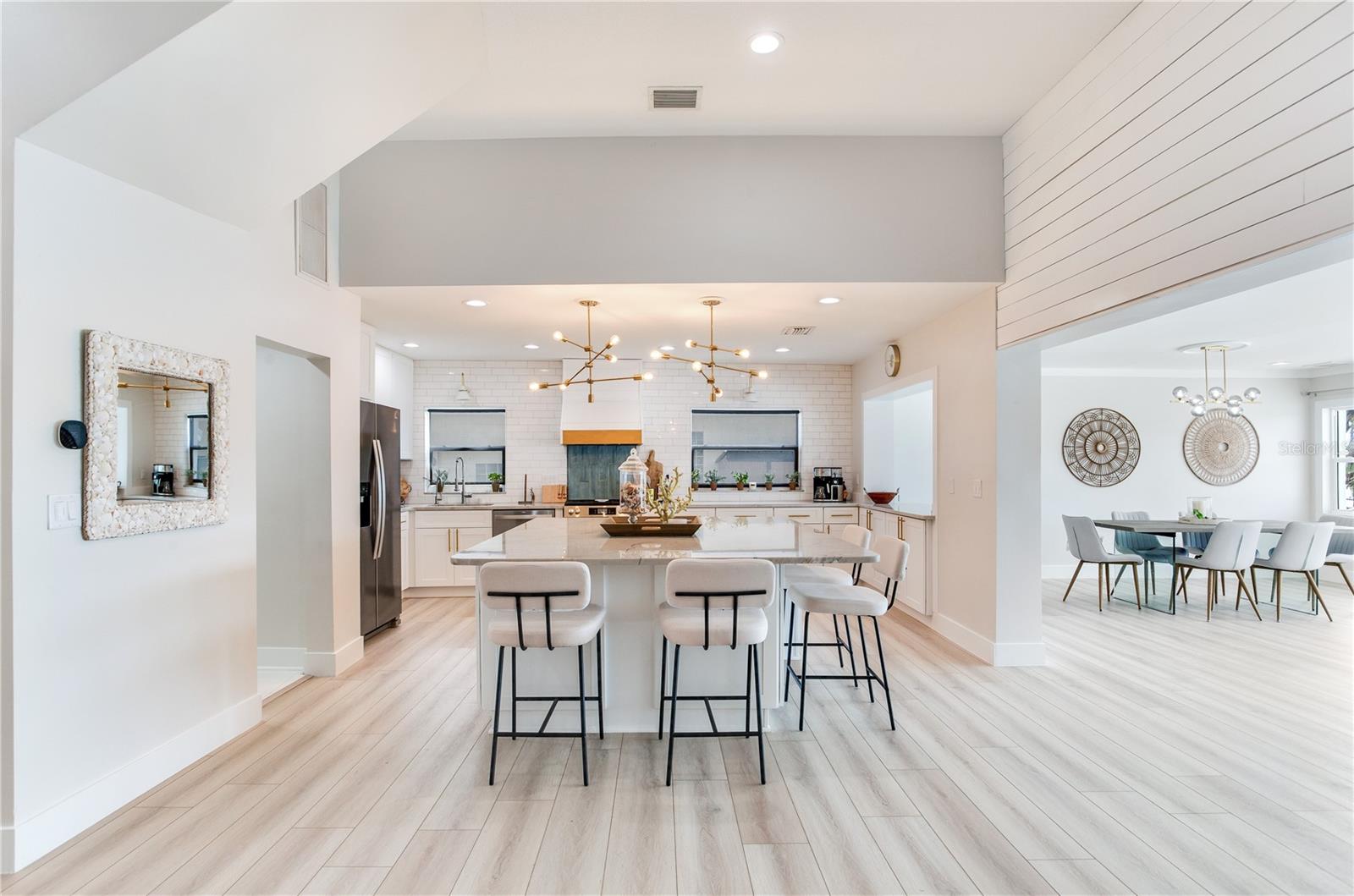 Image 9 of 97 For 17081 Dolphin Drive