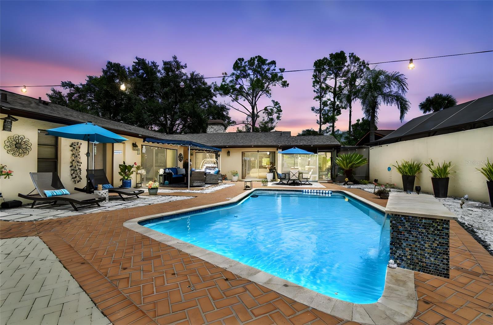 Image 3 of 49 For 5004 Paloma Drive