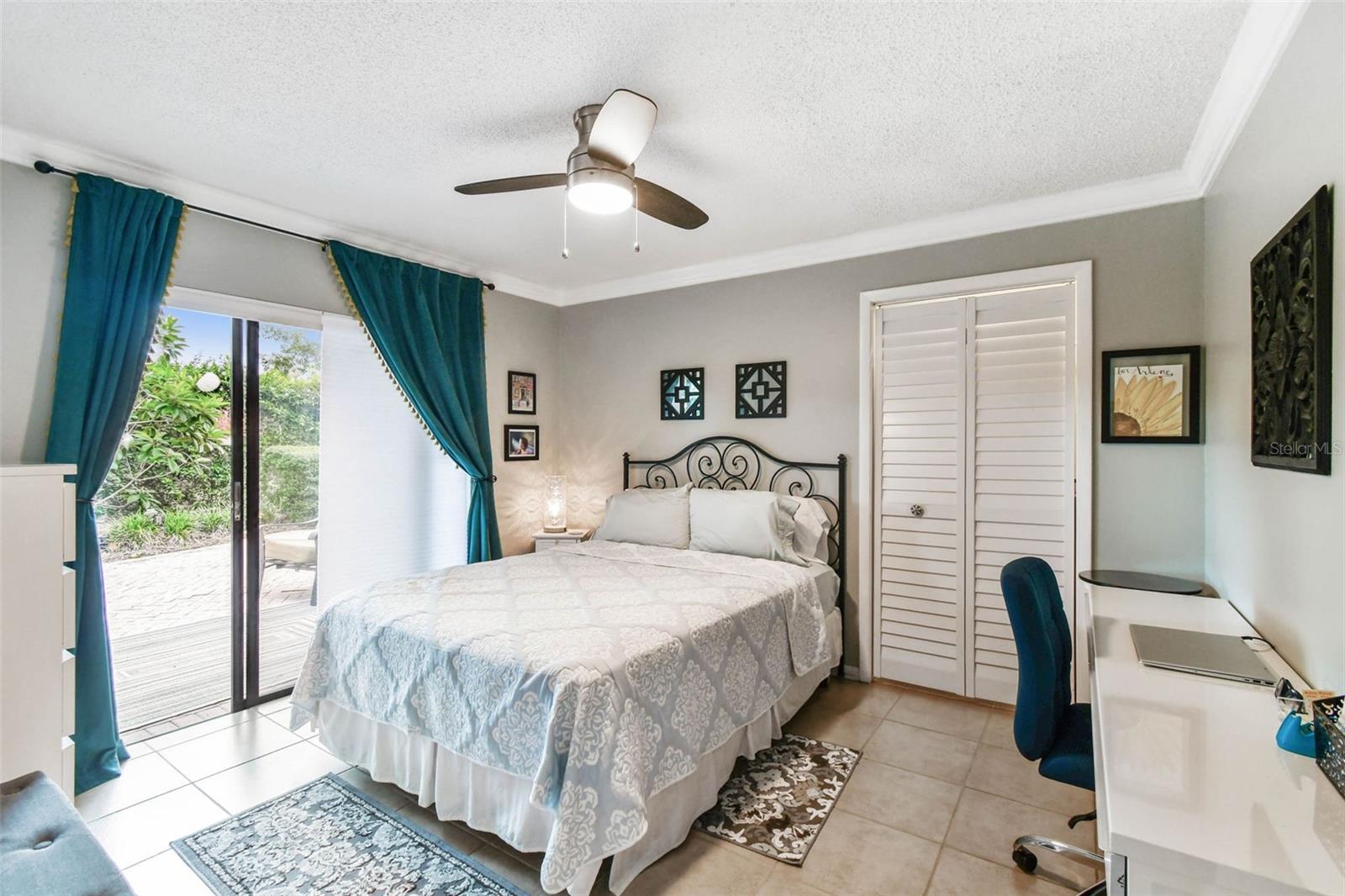 Image 34 of 49 For 5004 Paloma Drive