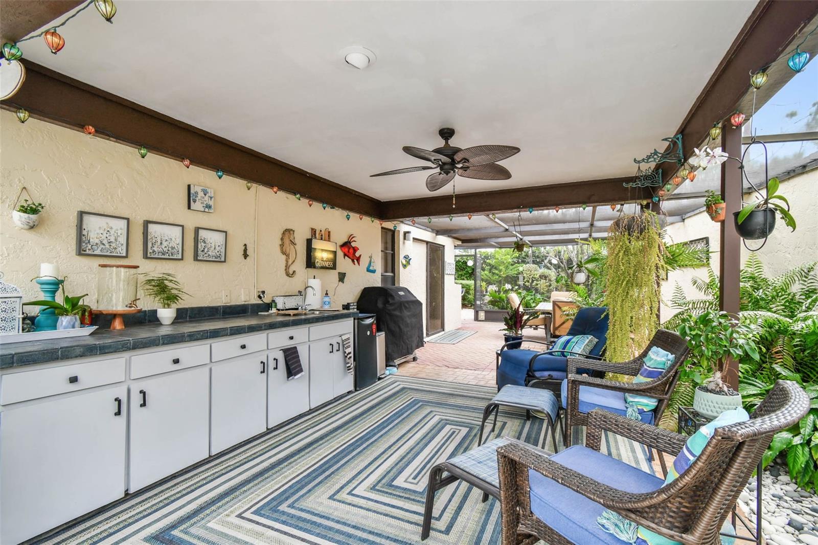 Image 40 of 49 For 5004 Paloma Drive
