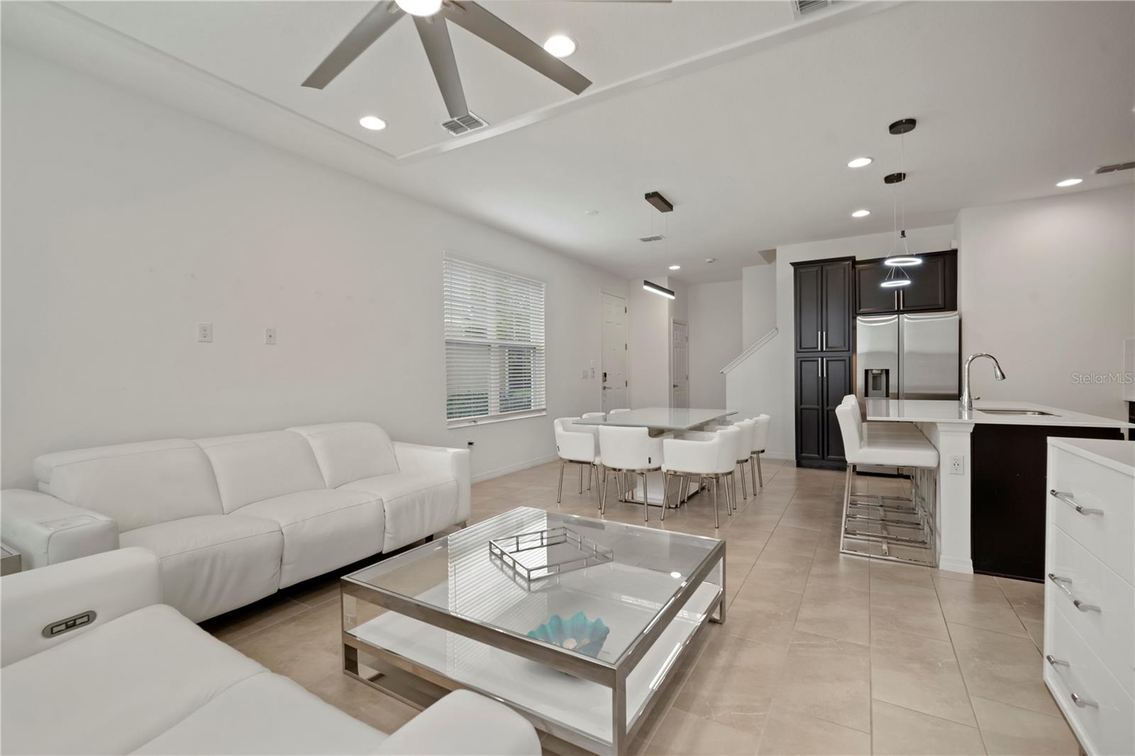 Image 19 of 68 For 6256 Goldcoast Avenue