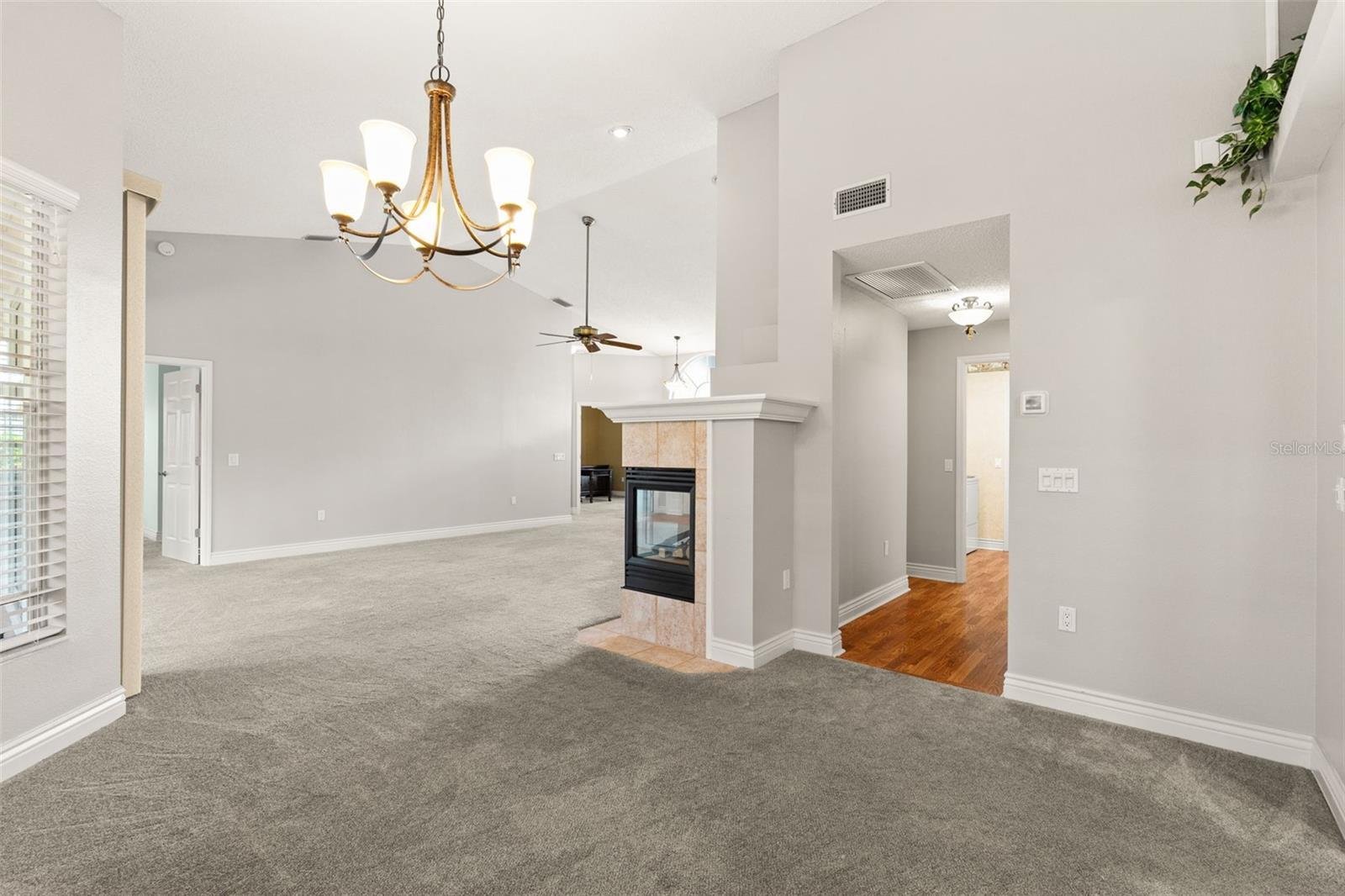 Image 12 of 54 For 18714 Dove Hollow Court