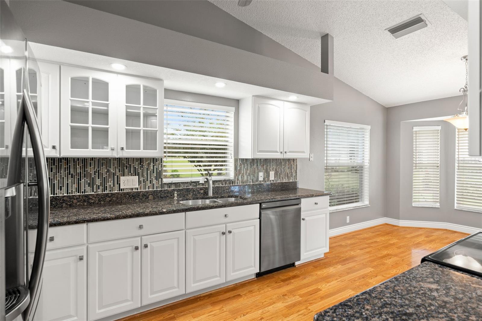 Image 13 of 54 For 18714 Dove Hollow Court