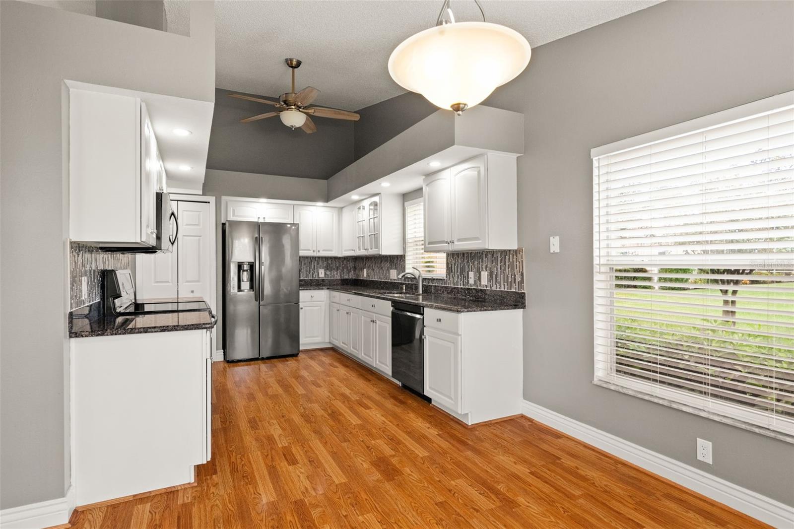 Image 18 of 54 For 18714 Dove Hollow Court
