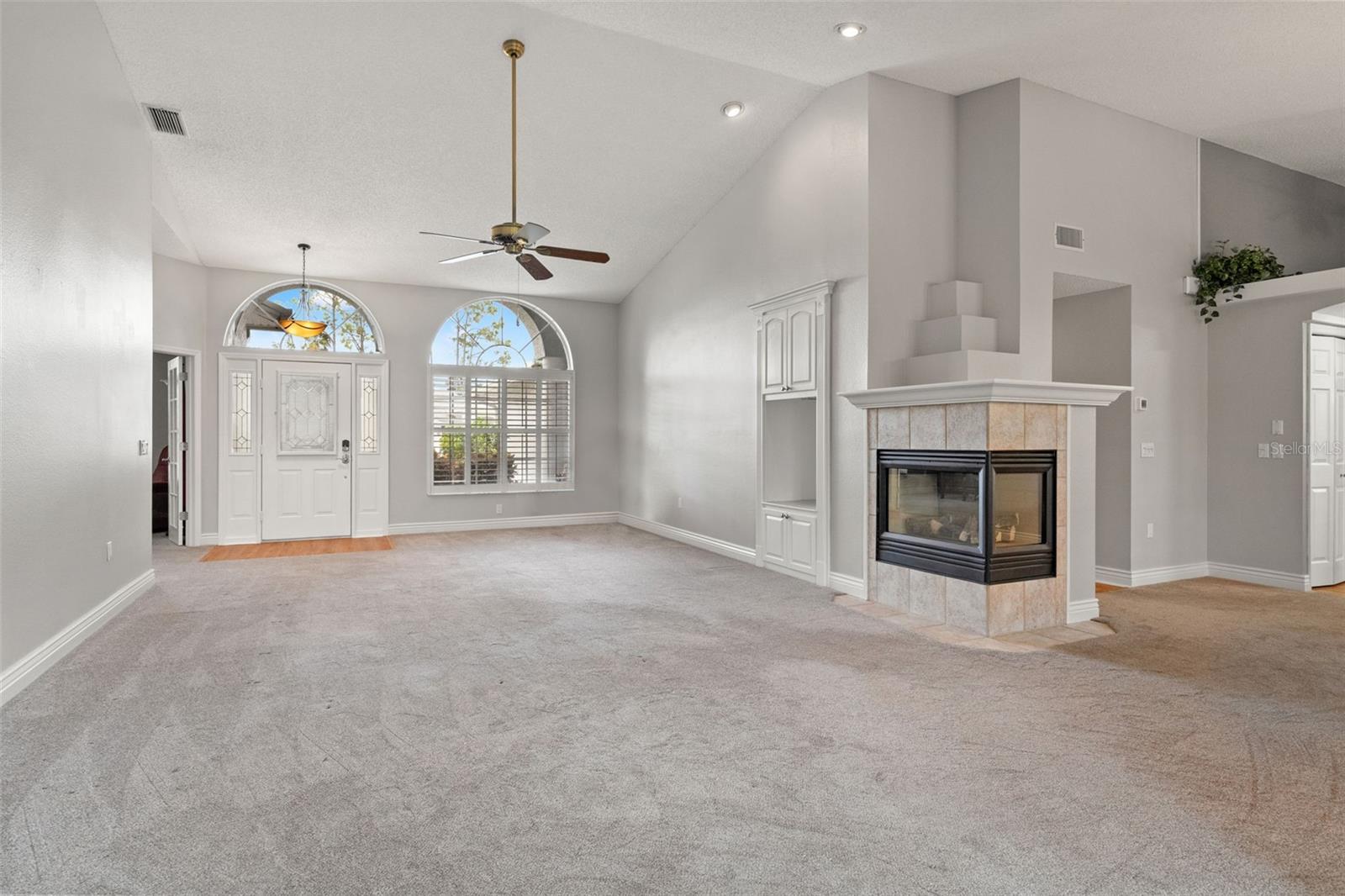 Image 8 of 54 For 18714 Dove Hollow Court