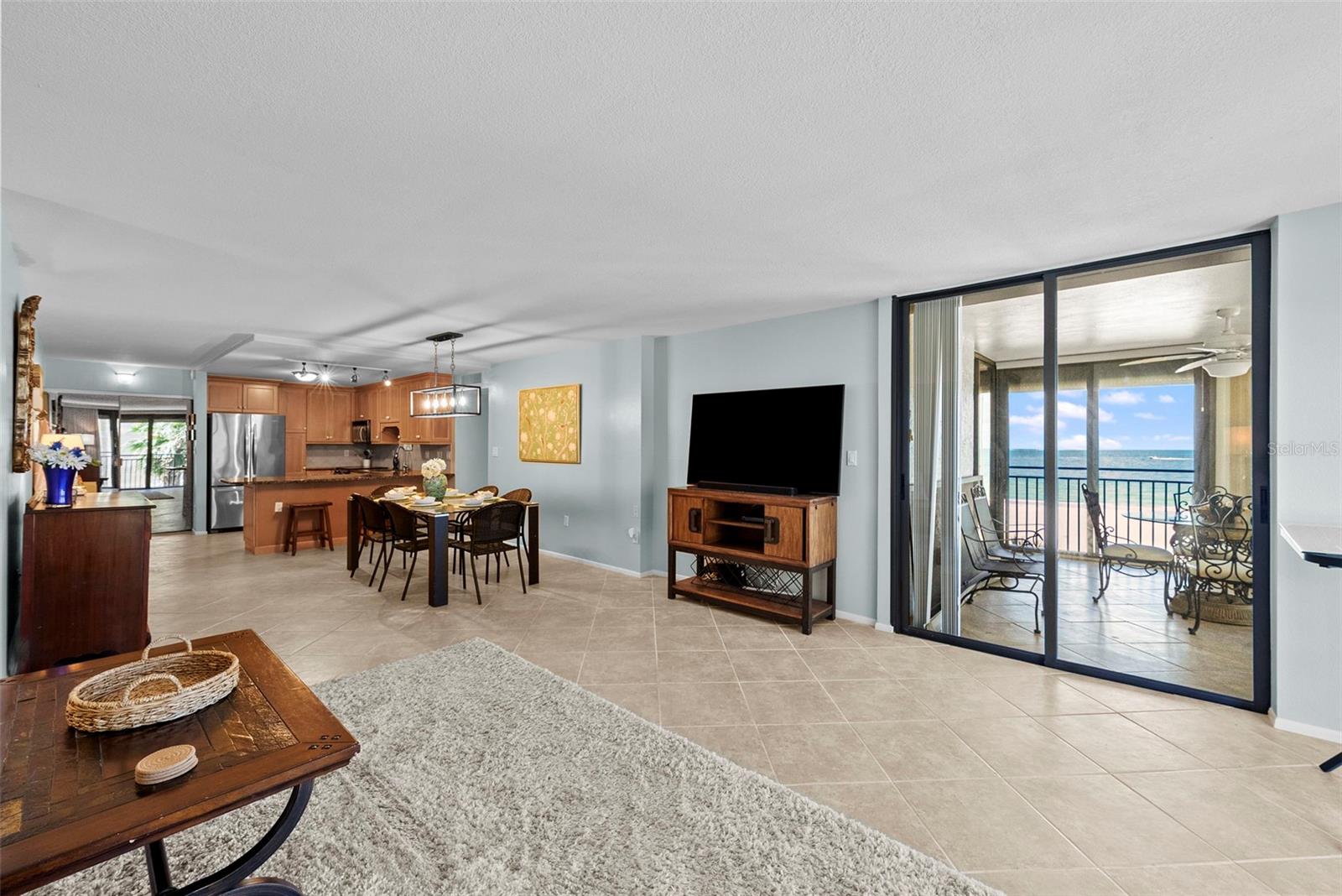 Image 10 of 45 For 1390 Gulf Boulevard 302