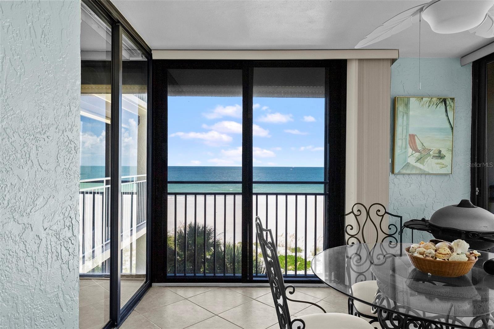 Image 12 of 45 For 1390 Gulf Boulevard 302