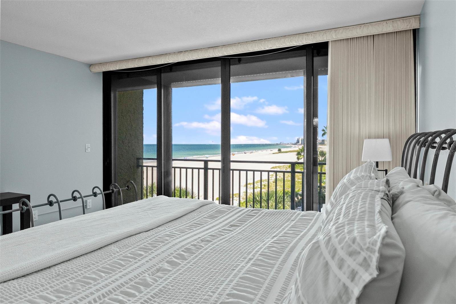 Image 16 of 45 For 1390 Gulf Boulevard 302