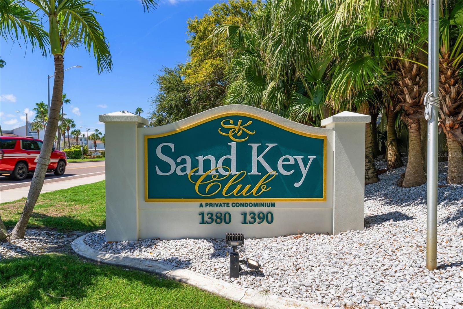 Image 2 of 45 For 1390 Gulf Boulevard 302