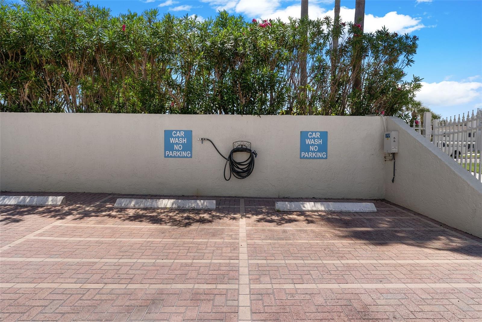 Image 37 of 45 For 1390 Gulf Boulevard 302