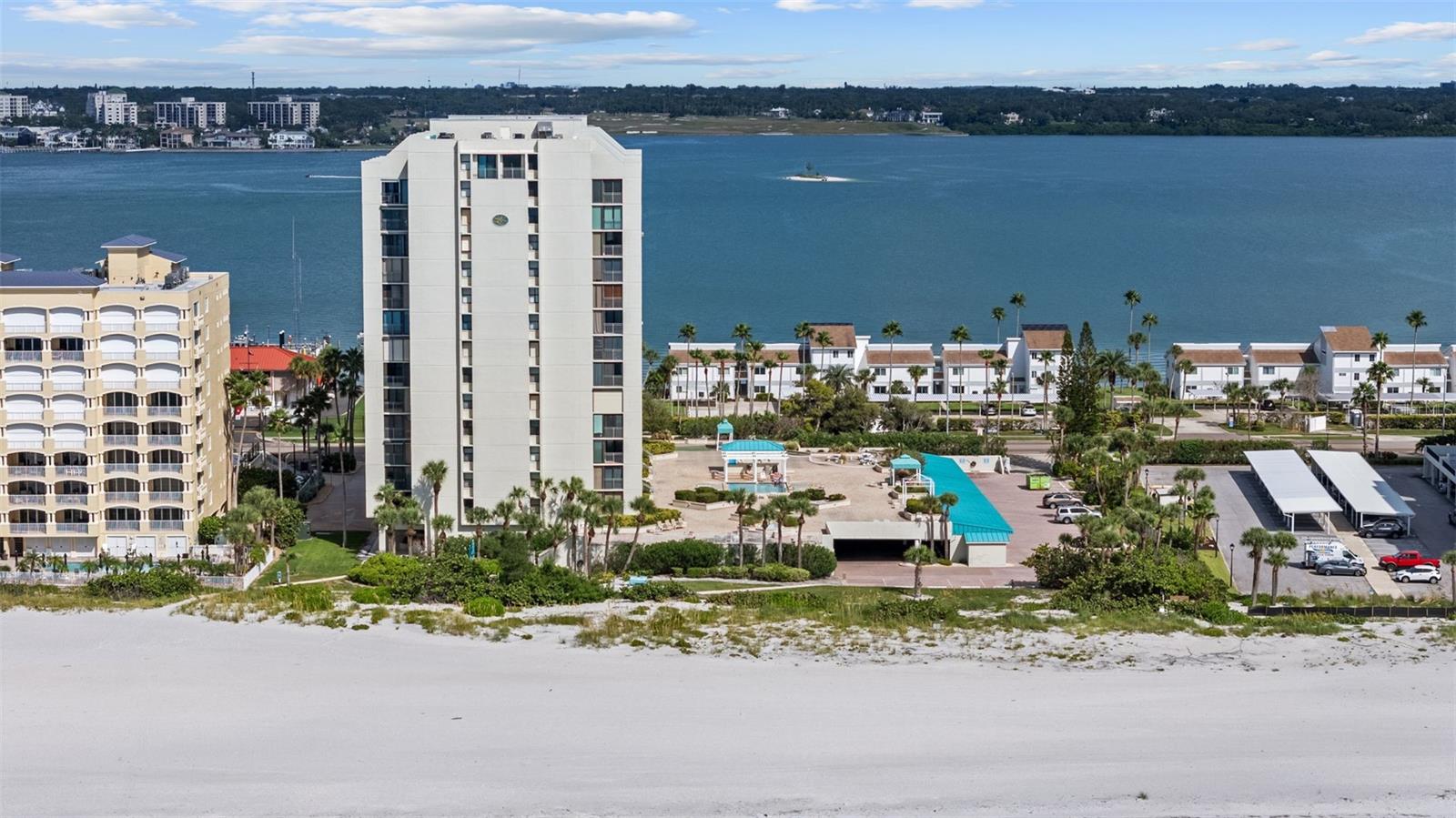 Image 39 of 45 For 1390 Gulf Boulevard 302