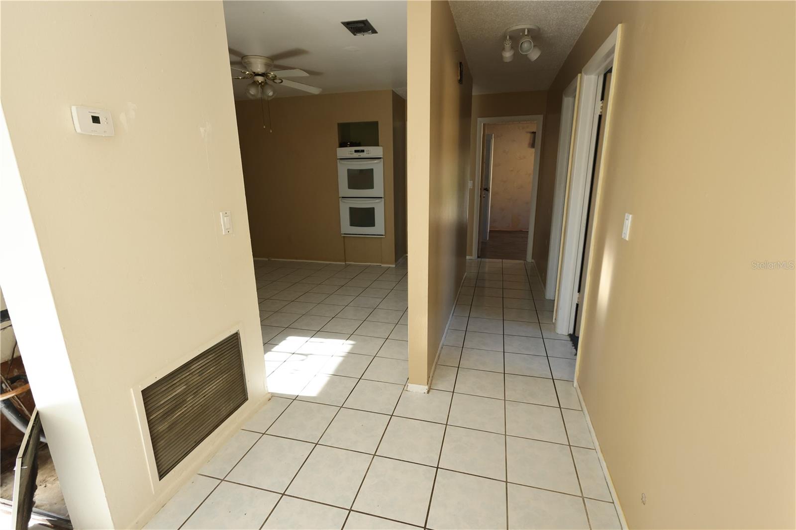 Image 7 of 21 For 6910 Dalkeith Avenue N