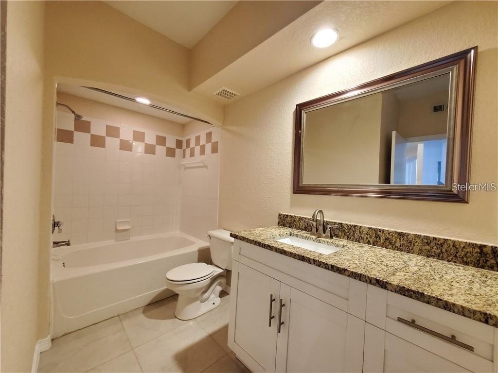 Image 21 of 25 For 14905 Arbor Springs Circle 204