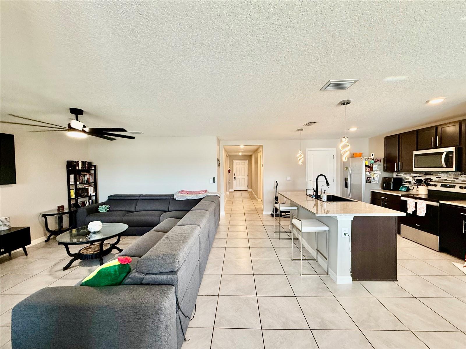 Image 8 of 33 For 16762 Parker River Street