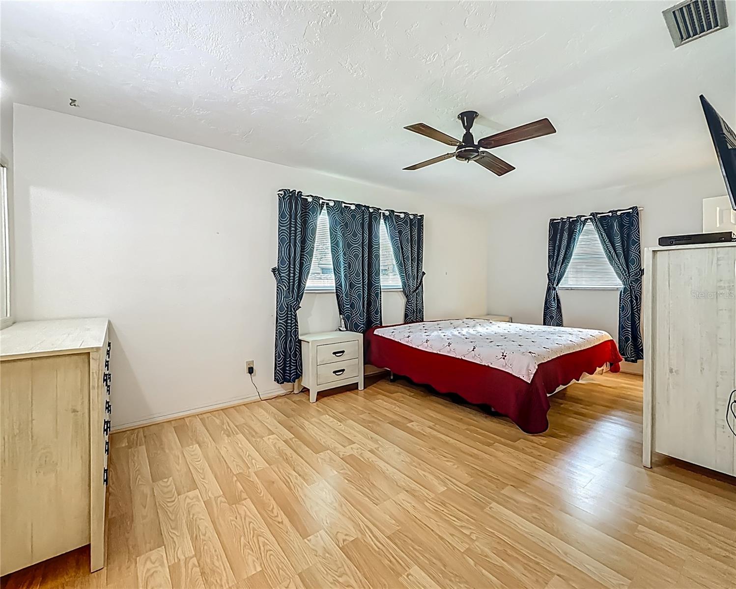 Image 12 of 21 For 7536 18th Way N