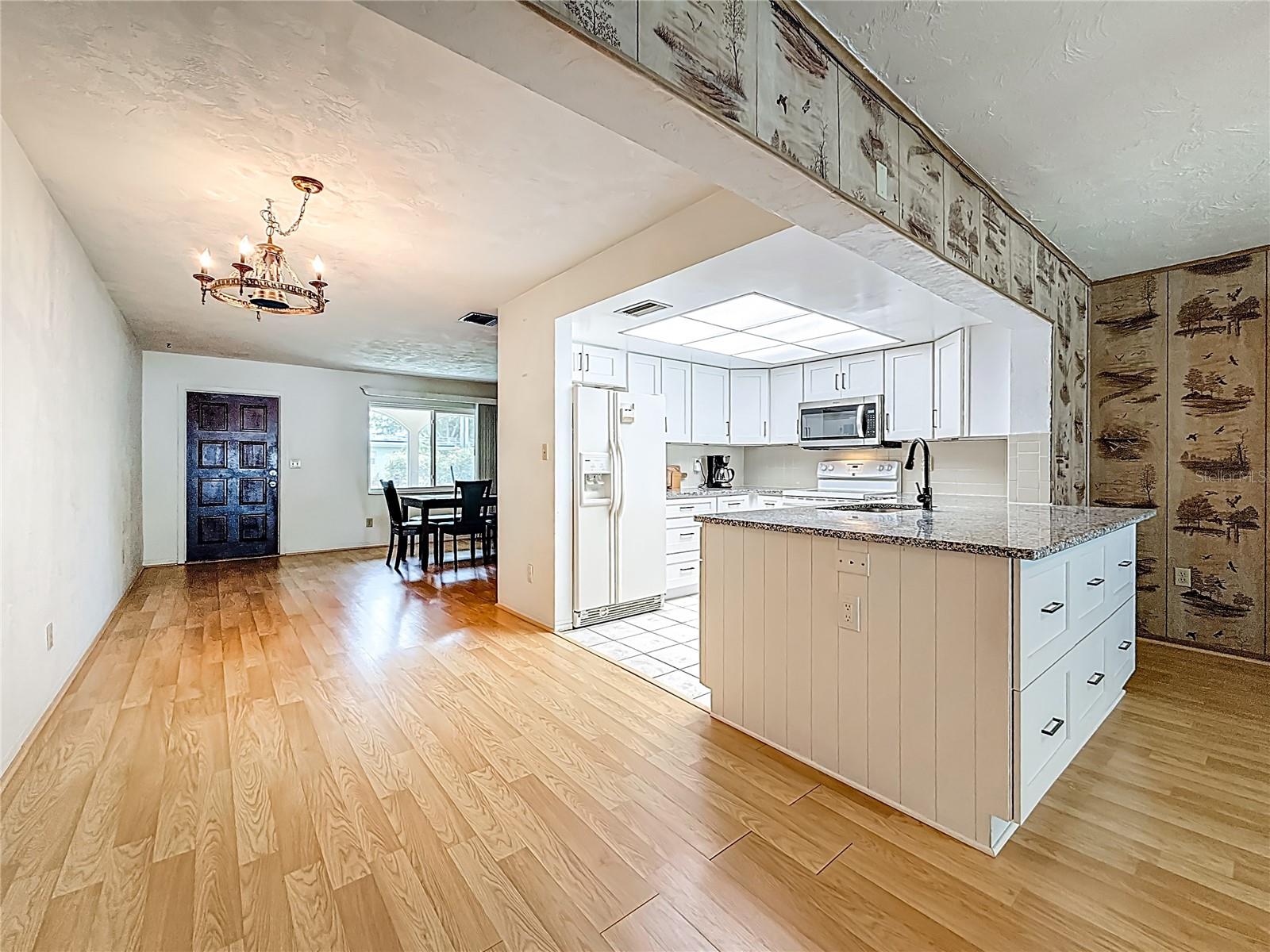 Image 7 of 21 For 7536 18th Way N