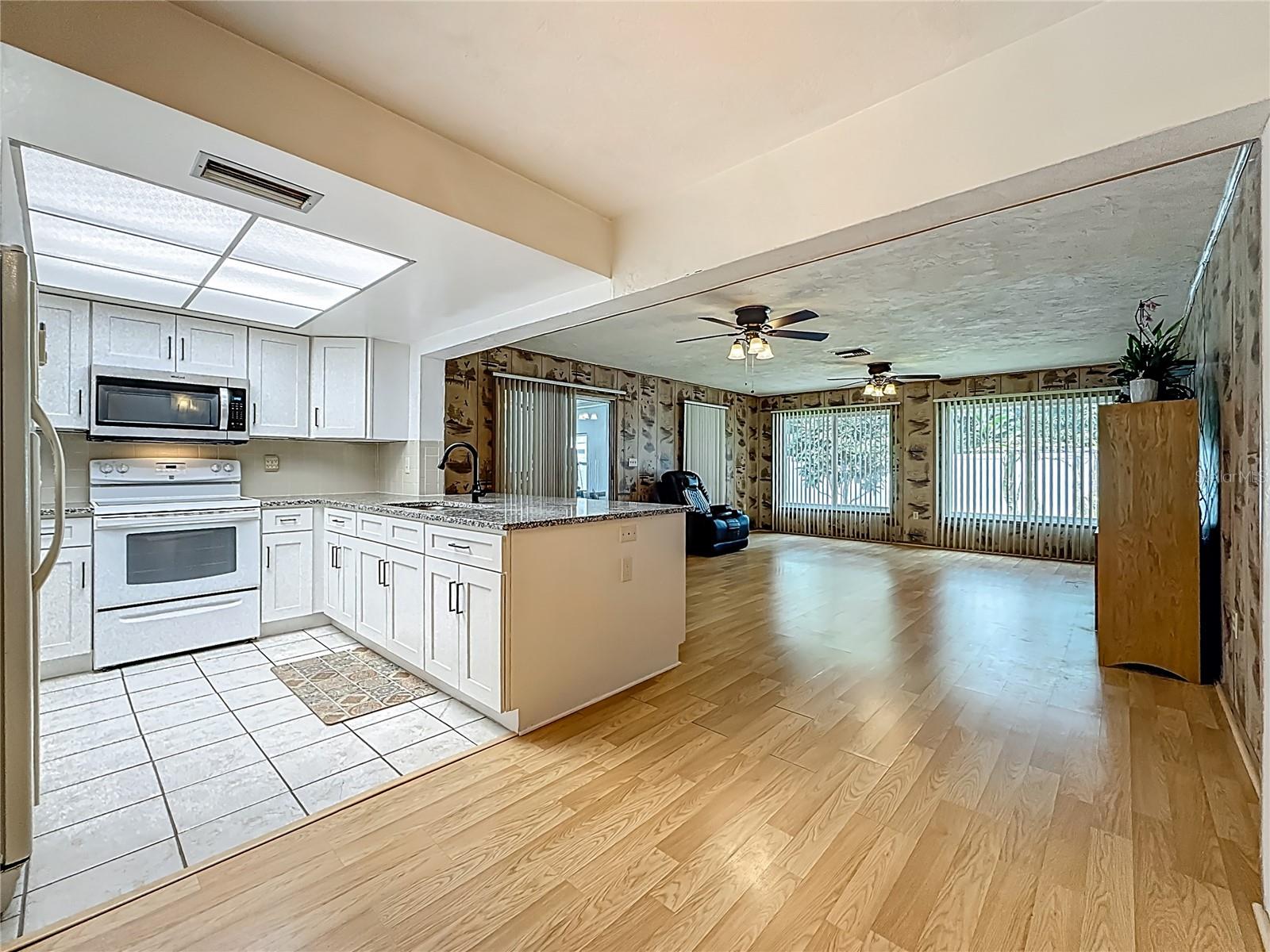Image 8 of 21 For 7536 18th Way N