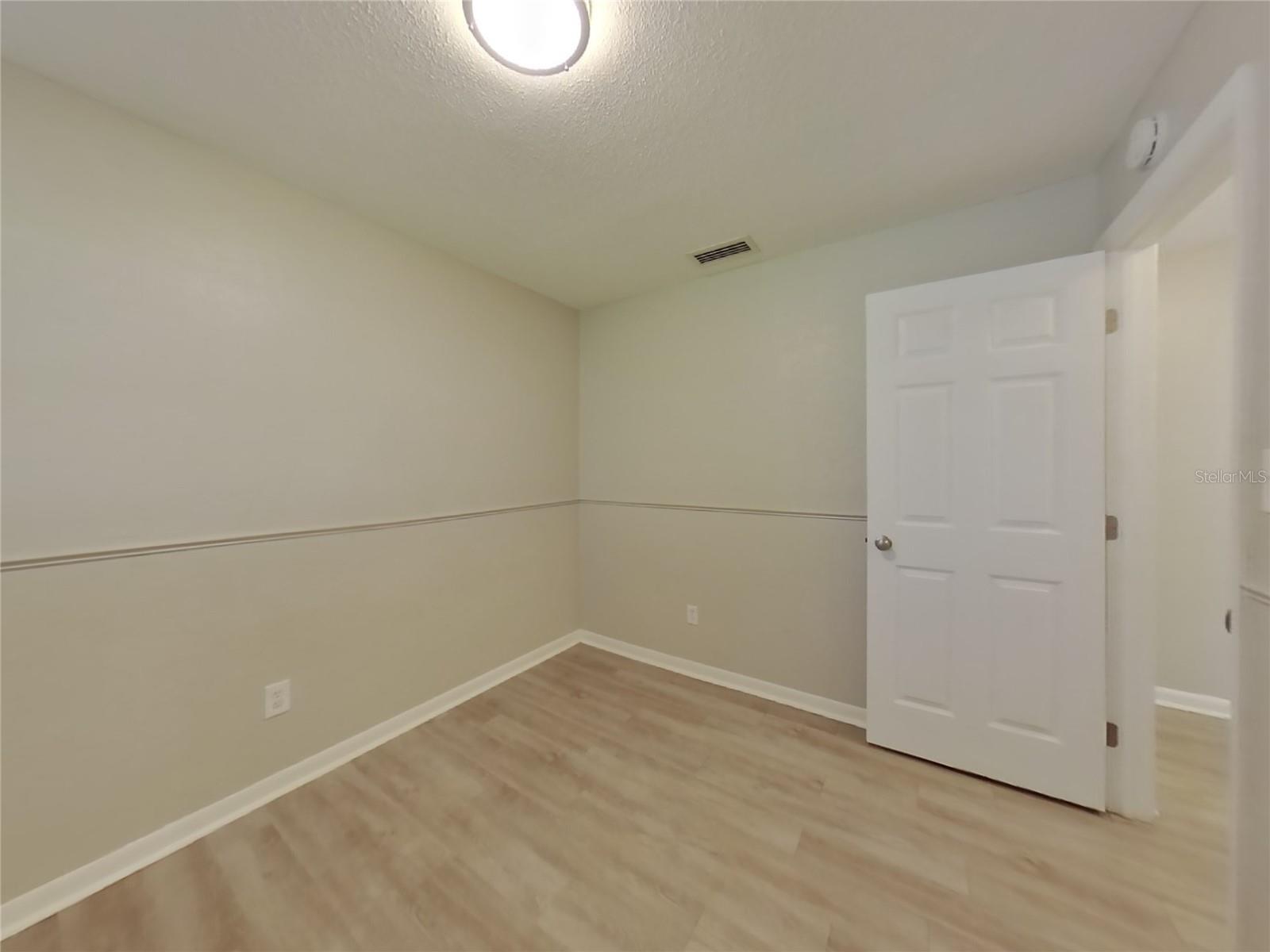 Image 10 of 22 For 1227 Hamilton Avenue