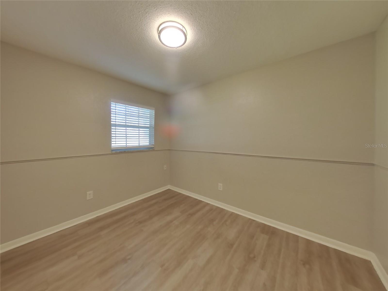 Image 11 of 22 For 1227 Hamilton Avenue