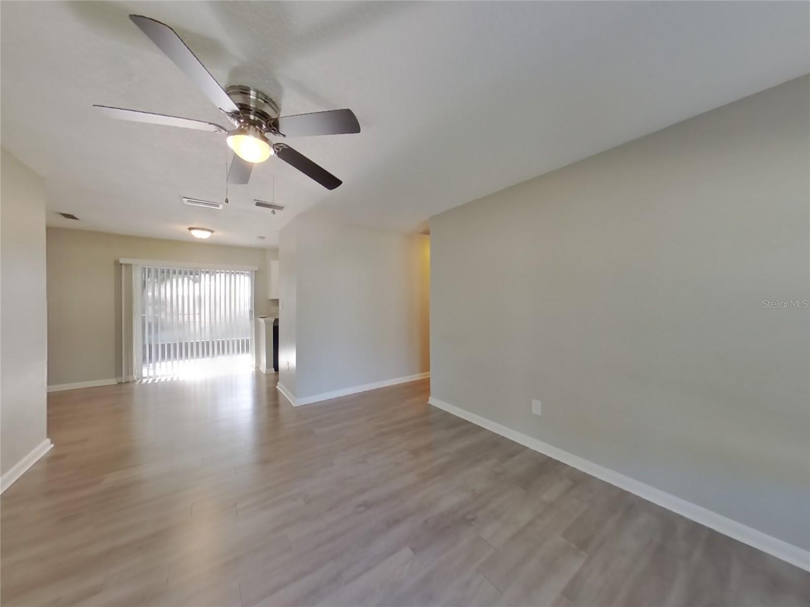 Image 8 of 22 For 1227 Hamilton Avenue