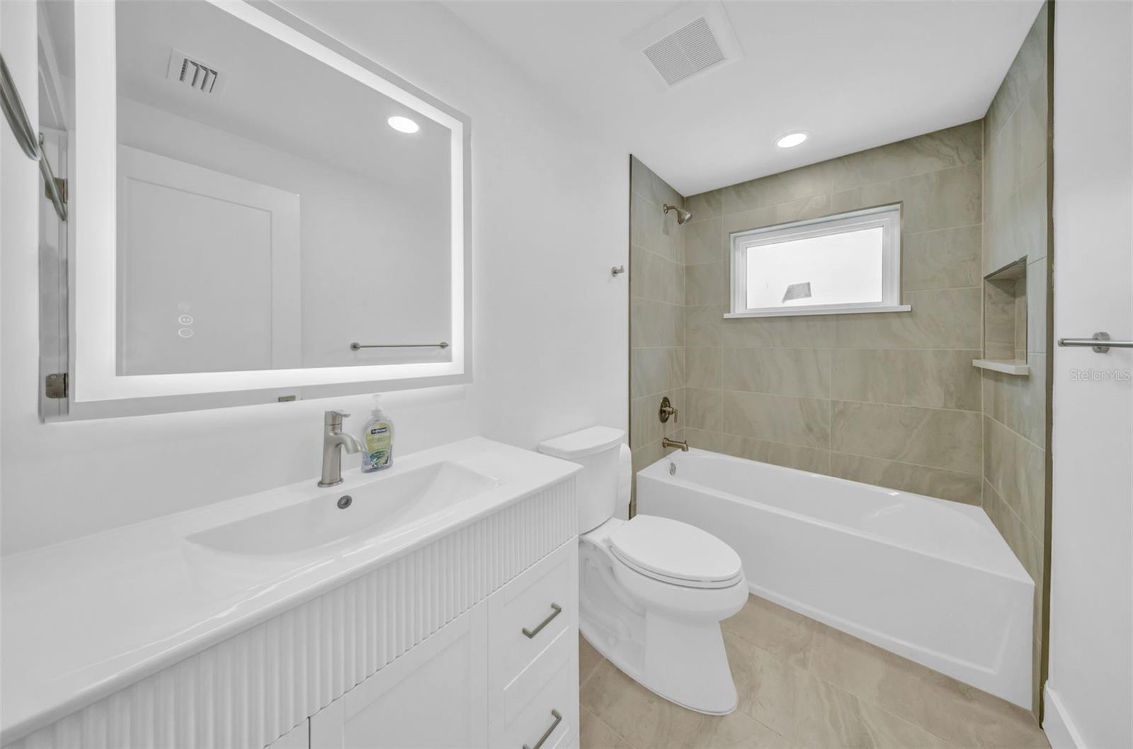 Image 27 of 59 For 2302 Occident Street