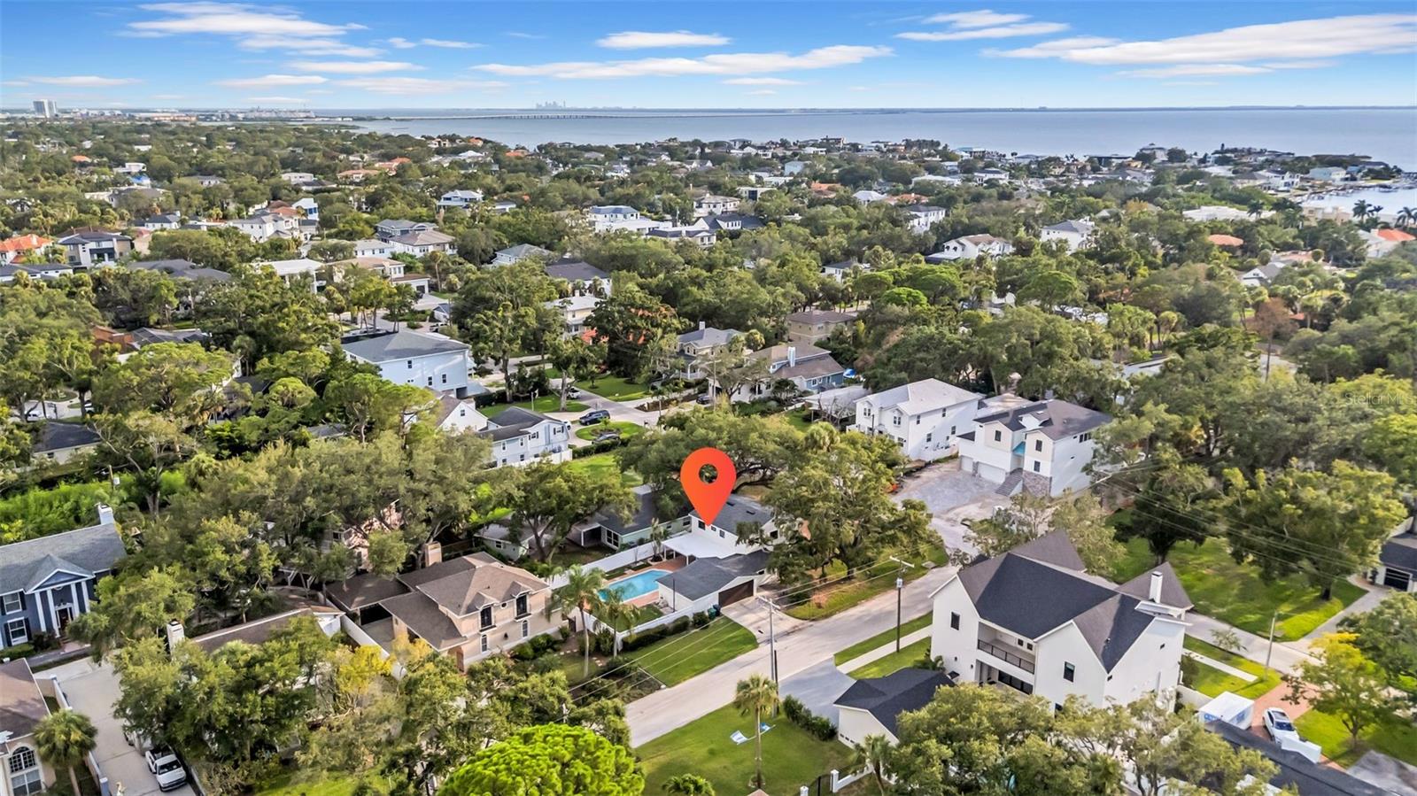 Listing photo id 59 for 2302 Occident Street