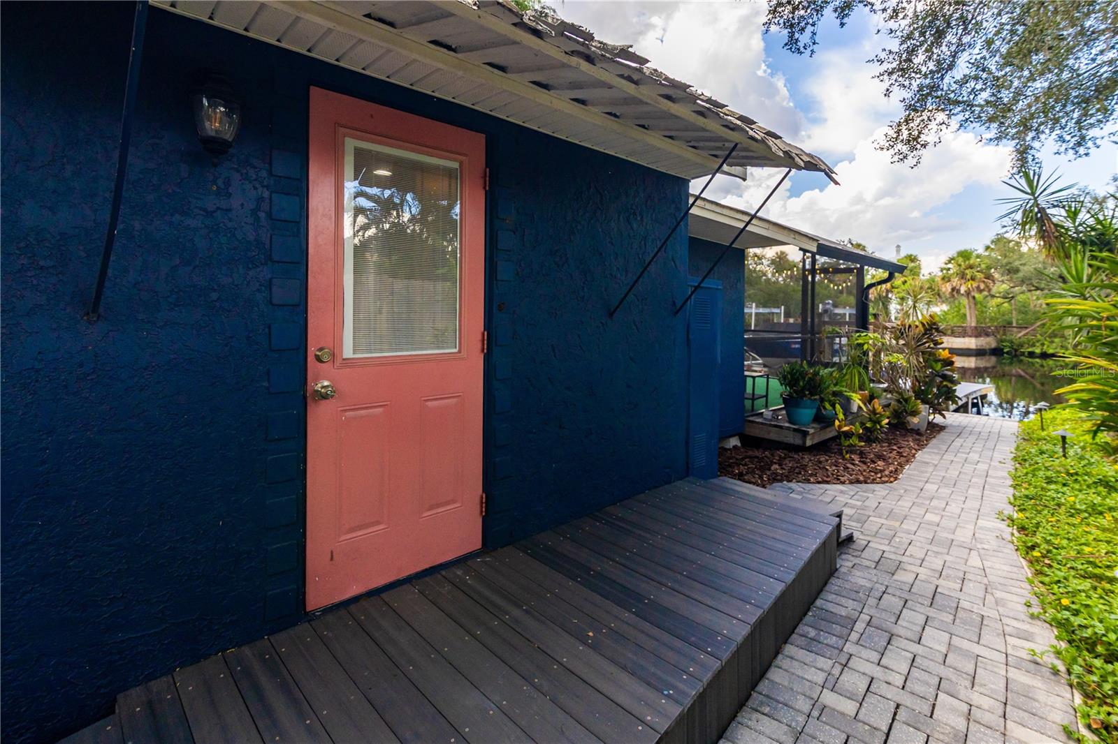 Image 39 of 73 For 804 Hollywood Street