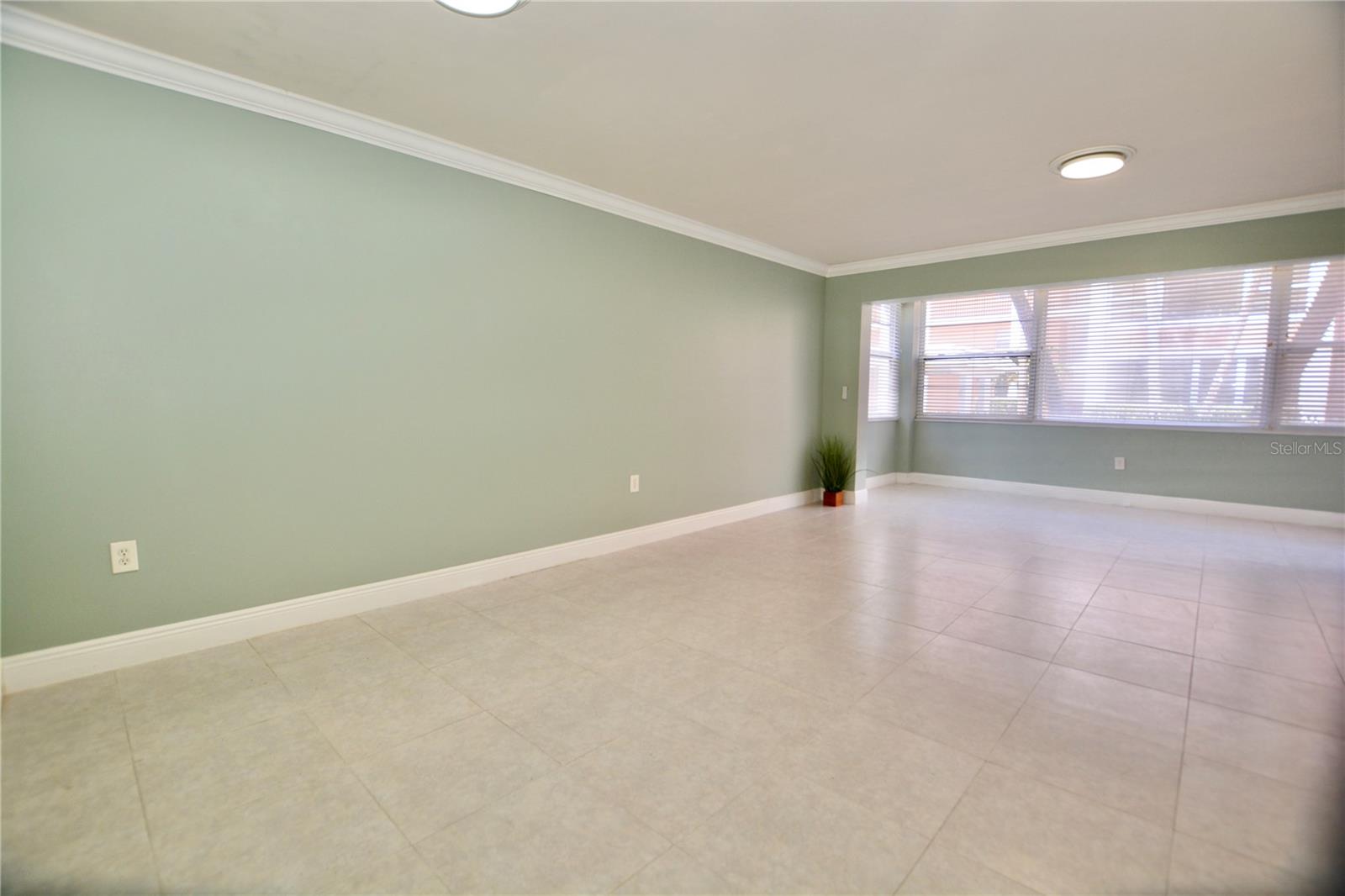 Image 13 of 58 For 1900 68th Street N 104