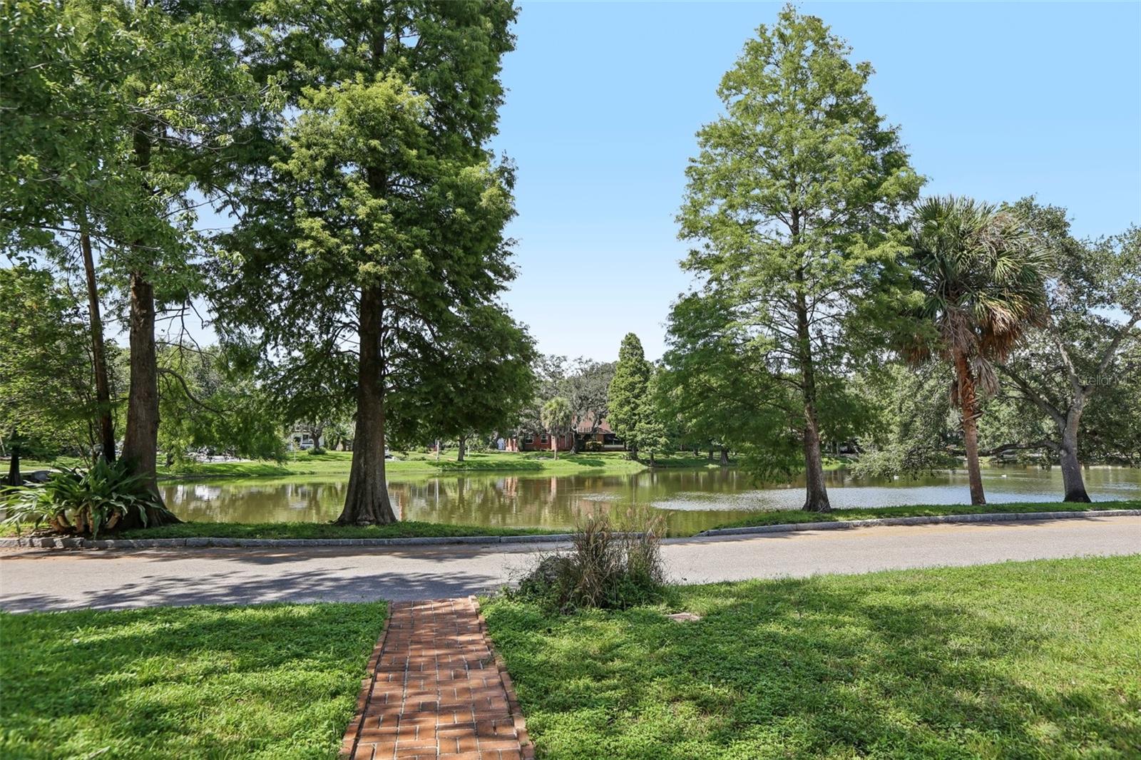 Image 16 of 26 For 5803 Roberta Circle