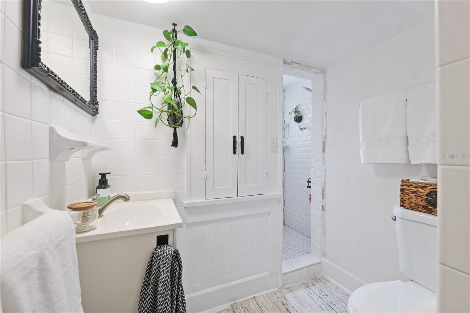 Image 12 of 50 For 4805 16th Street N