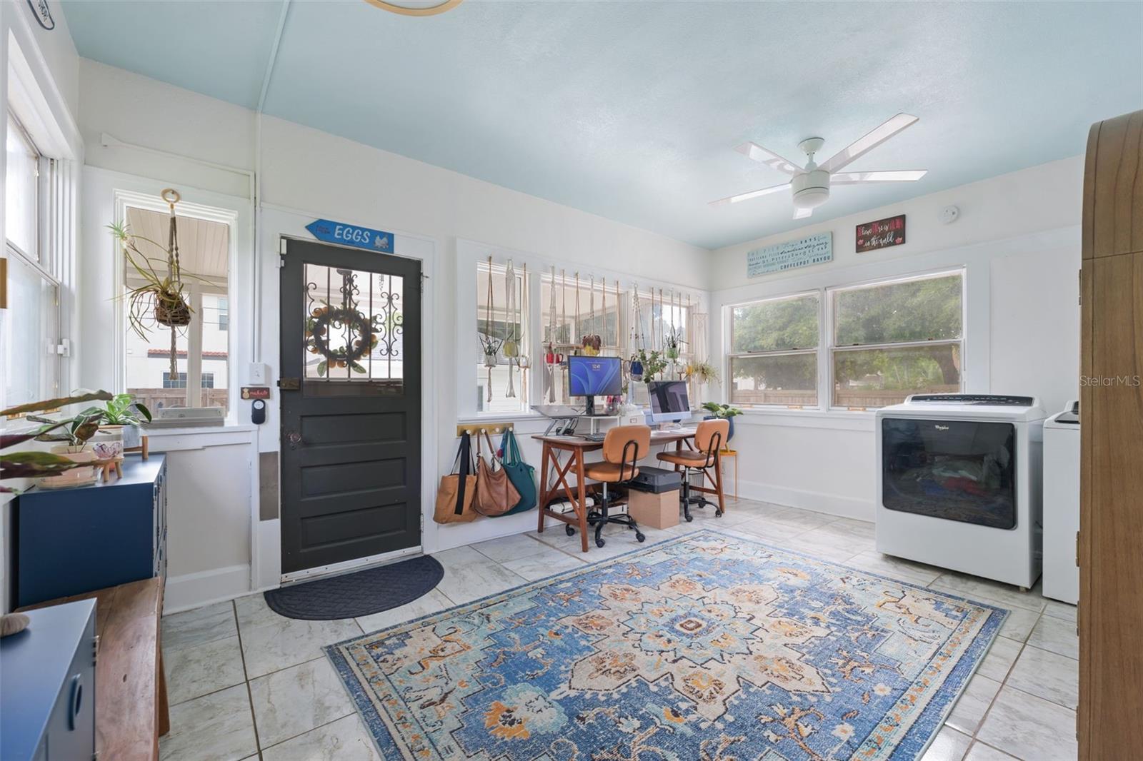 Image 19 of 50 For 4805 16th Street N