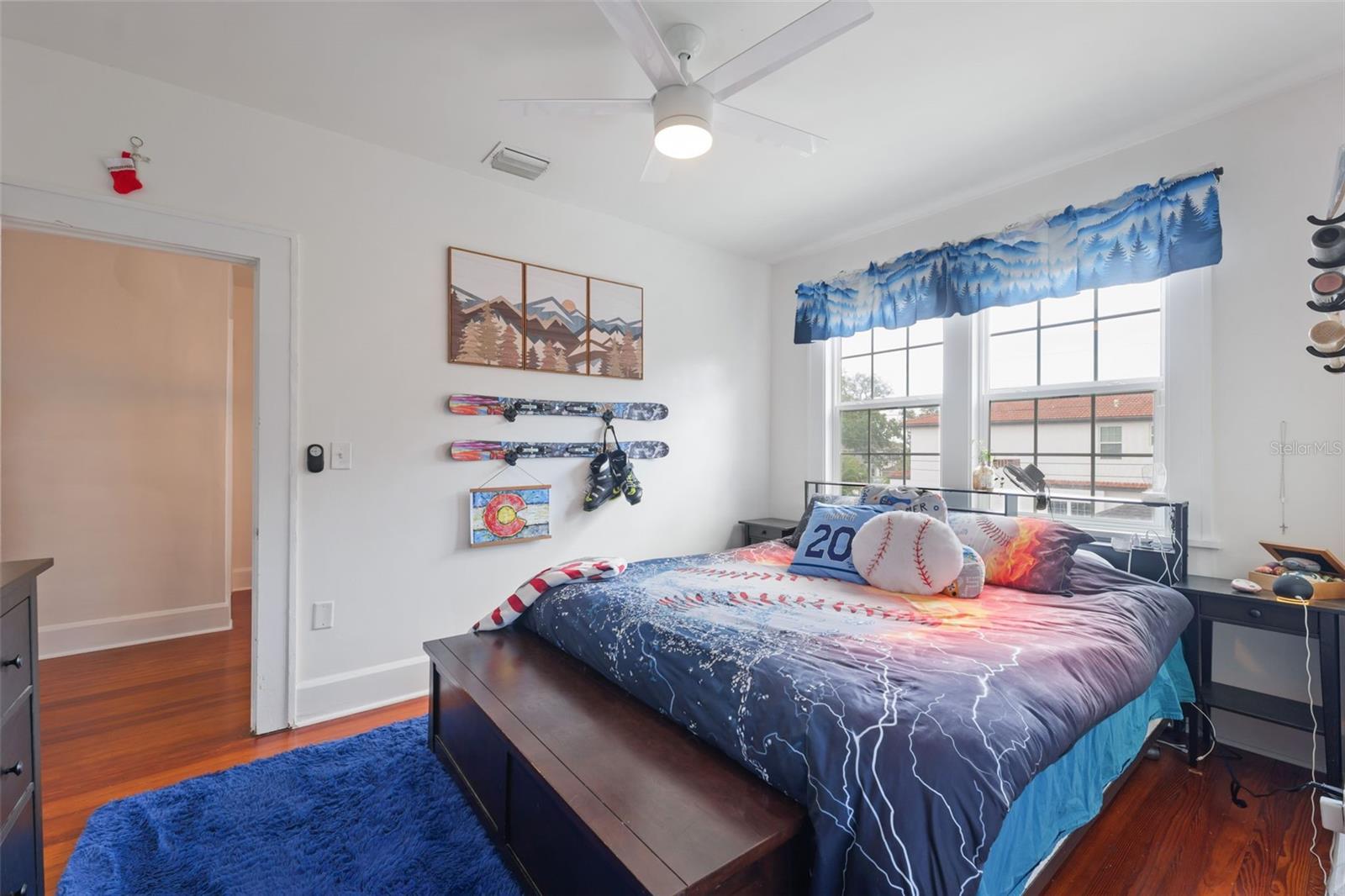 Image 27 of 50 For 4805 16th Street N