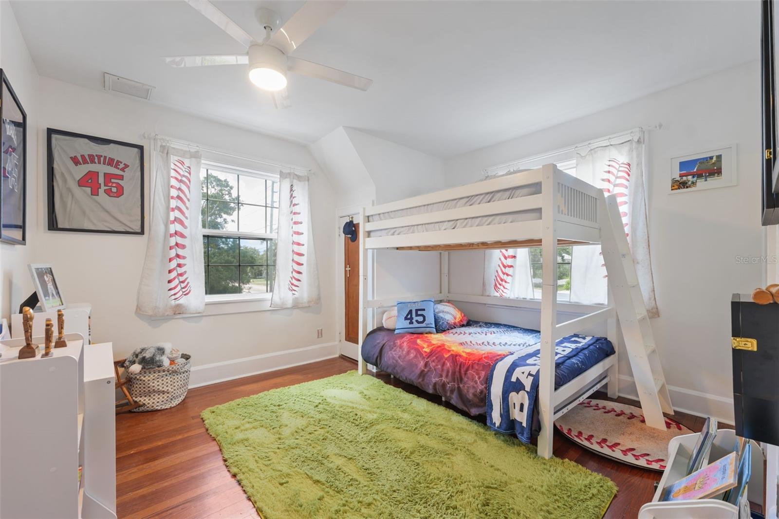 Image 30 of 50 For 4805 16th Street N