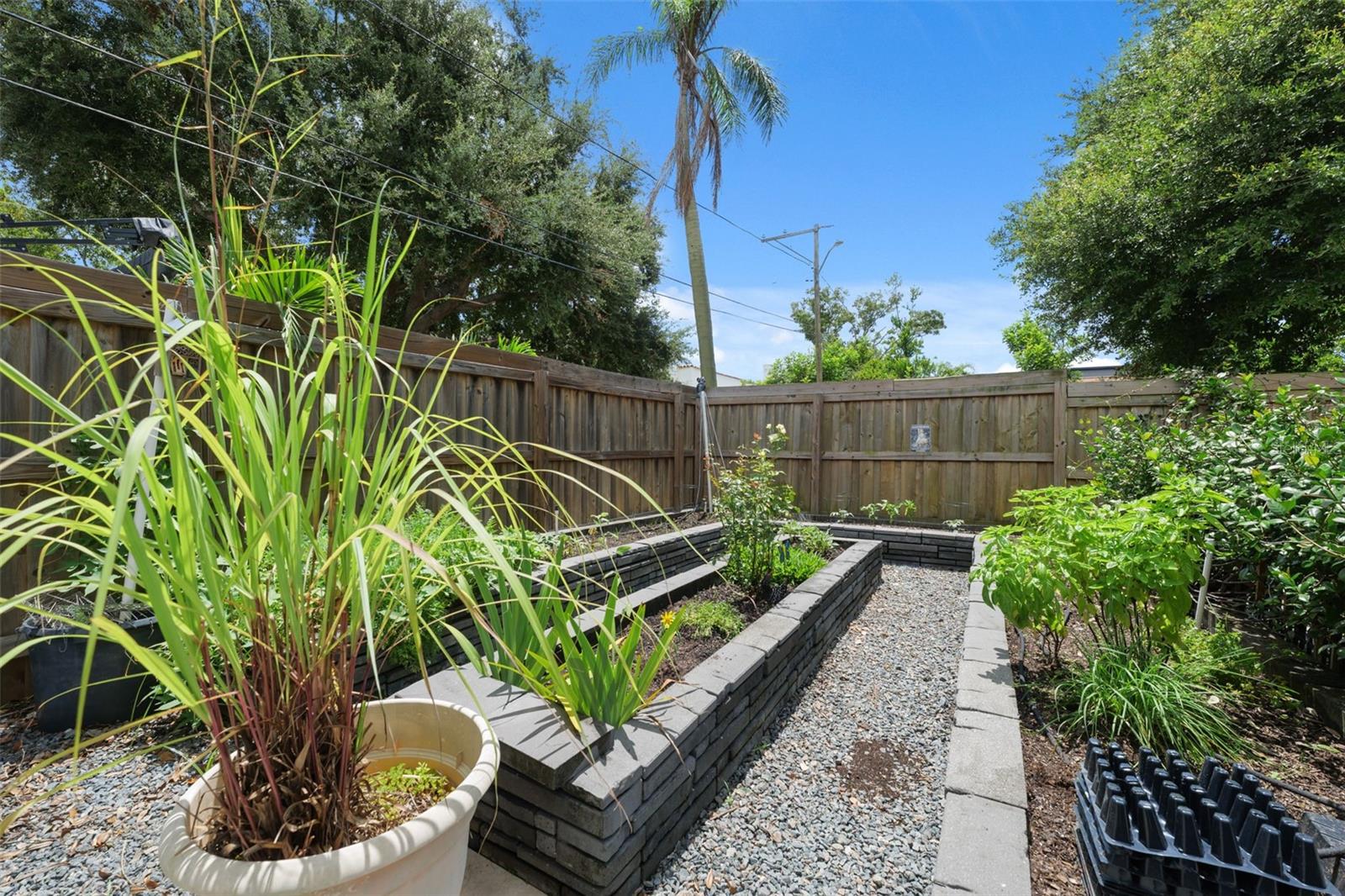 Image 45 of 50 For 4805 16th Street N