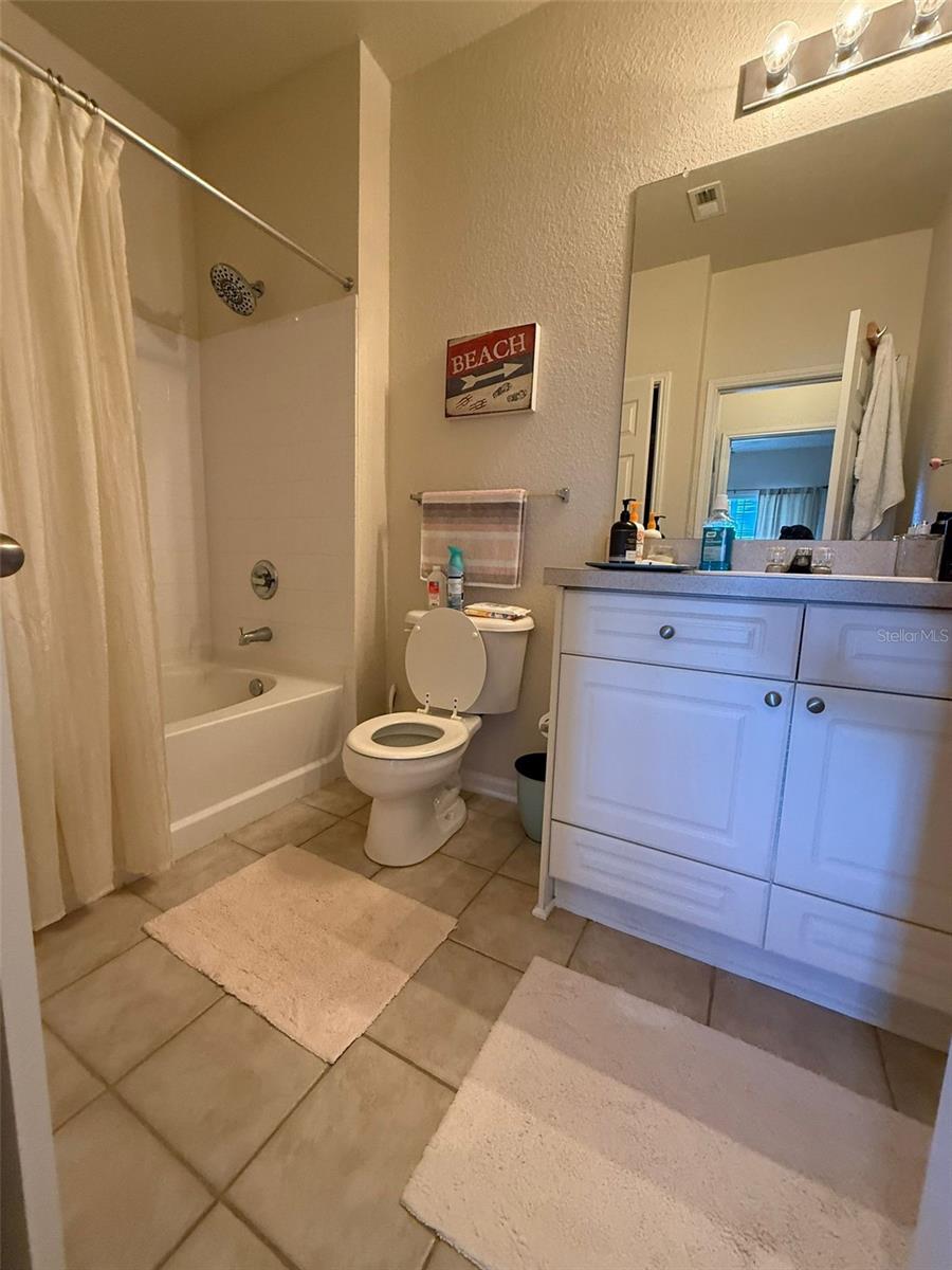 Image 13 of 21 For 1216 Missouri Avenue 427