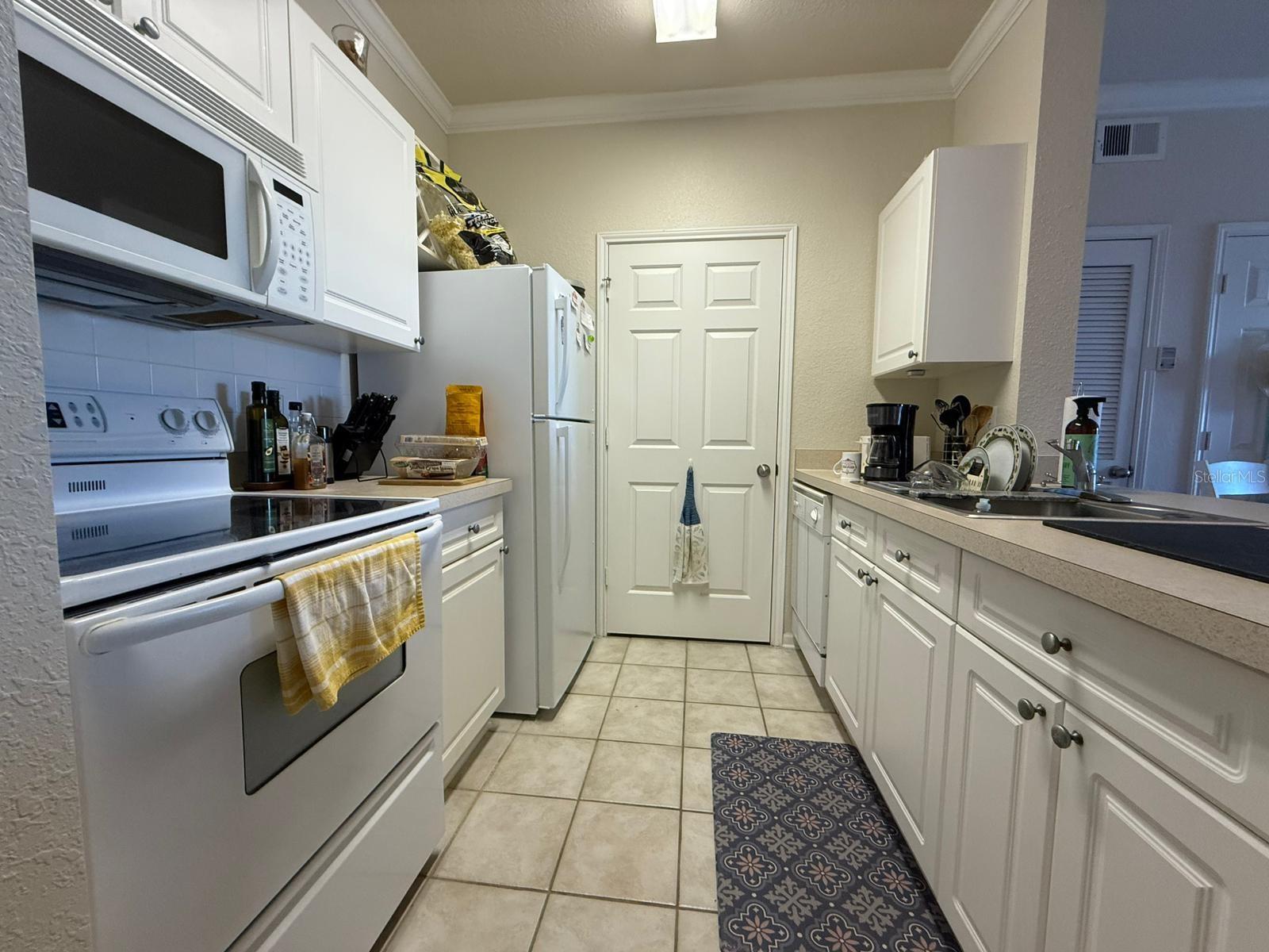 Image 8 of 21 For 1216 Missouri Avenue 427