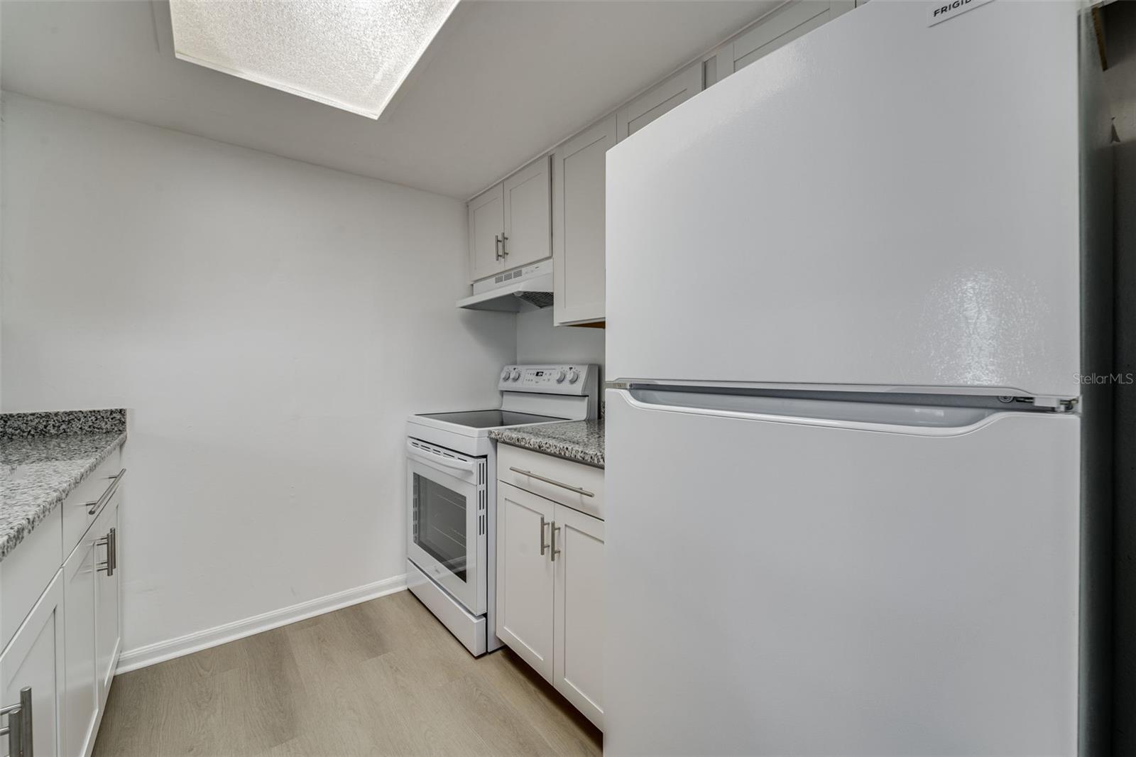 Image 10 of 26 For 4708 Christa Court 301